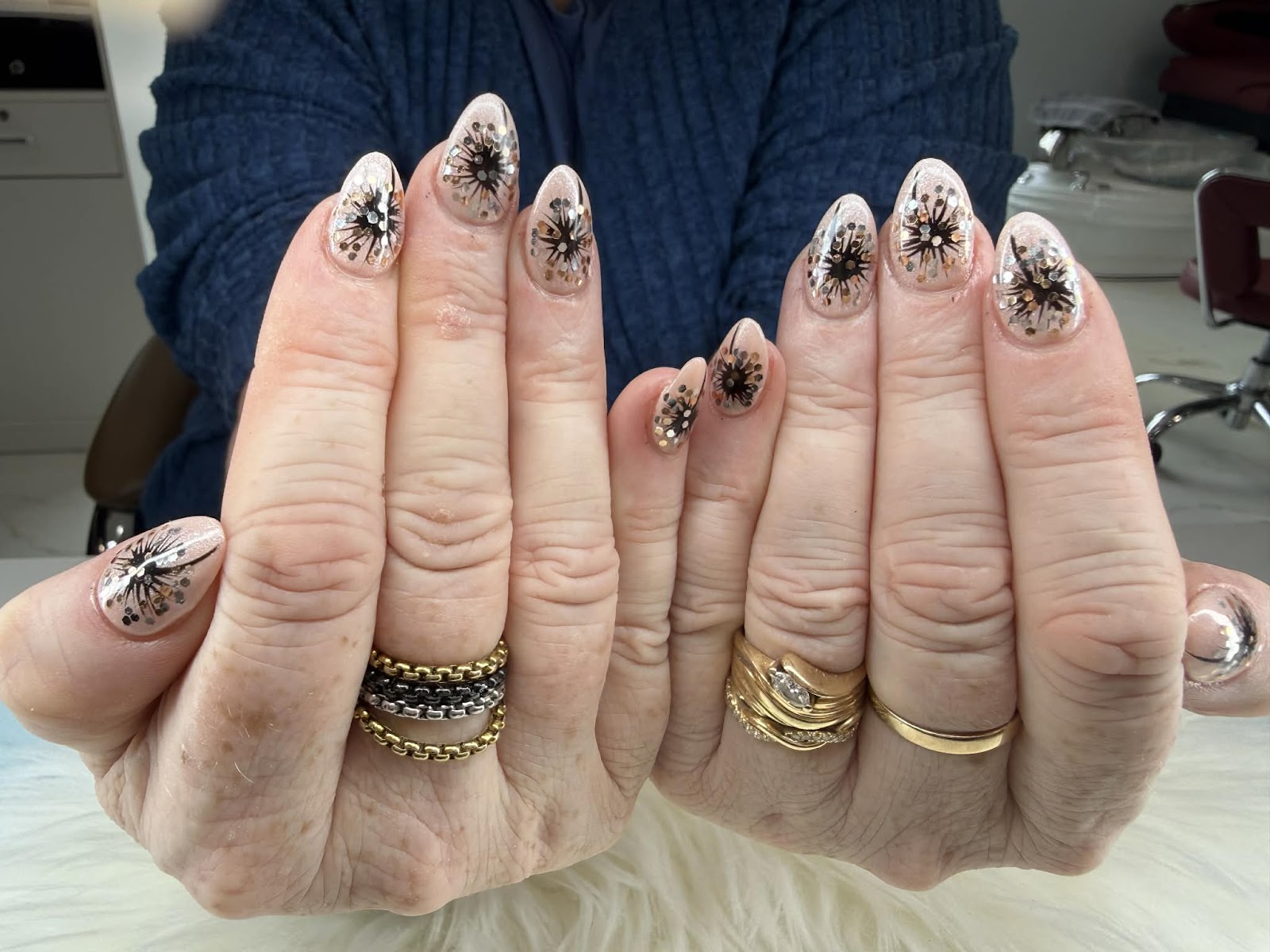 ATHENA NAIL LAWSON HEIGHT MALL - Nail Salon in Saskatoon