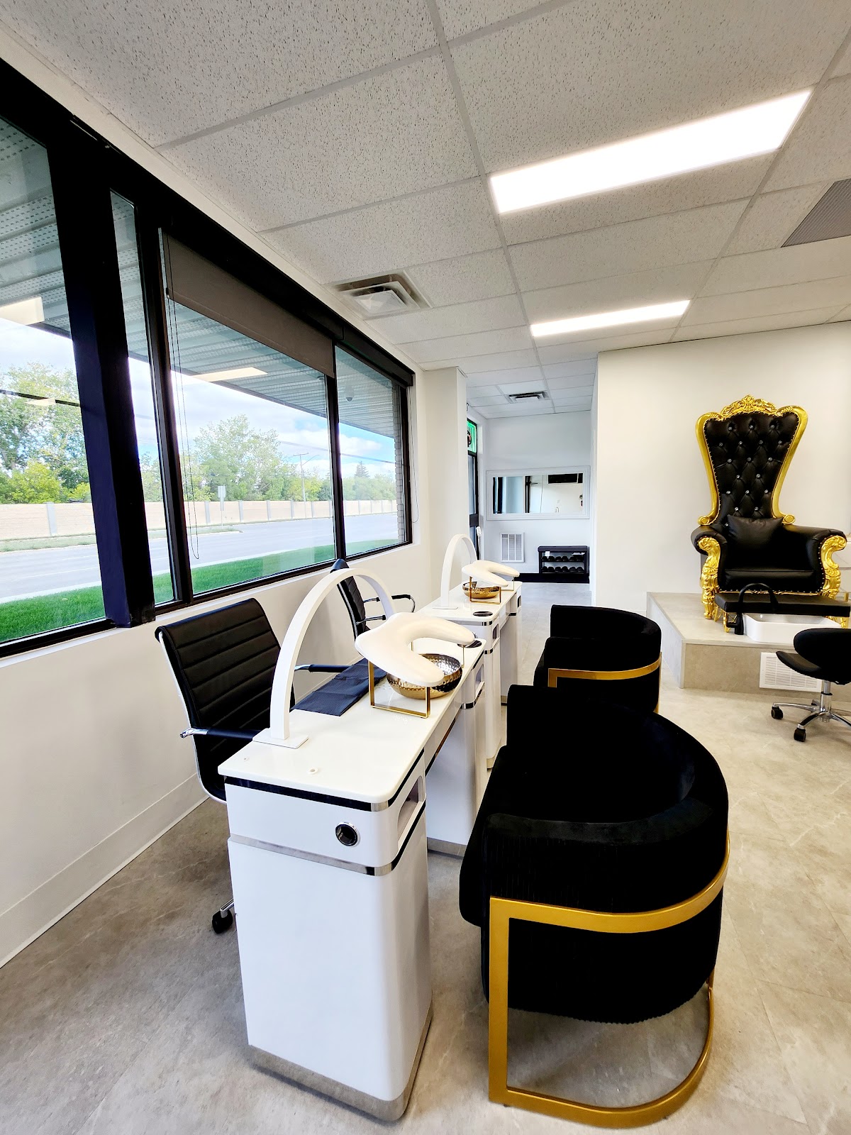 Blissful Spa - Nail Salon in Saskatoon