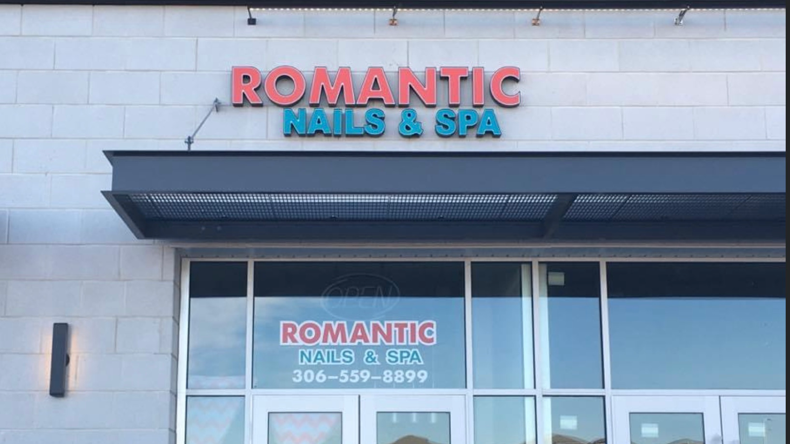 Romantic Nail & Spa - Nail Salon in Regina