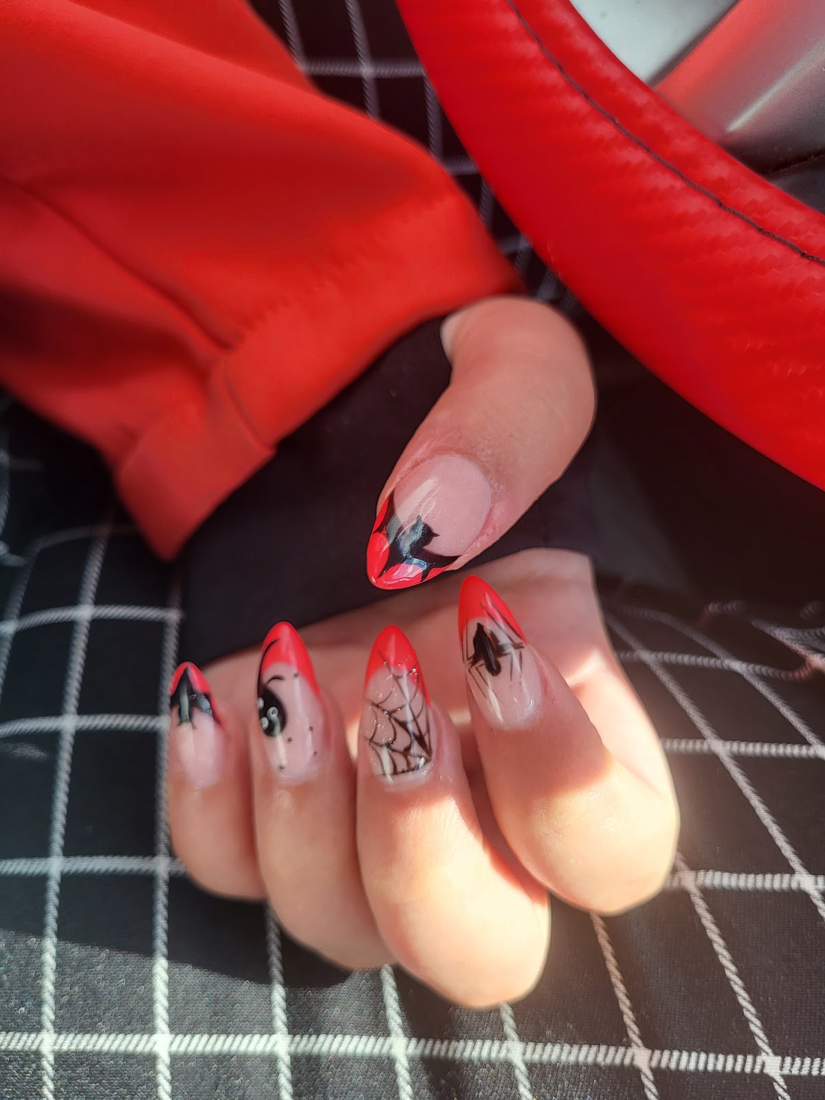 Sunshine Nails & Spa - Nail Salon in Regina