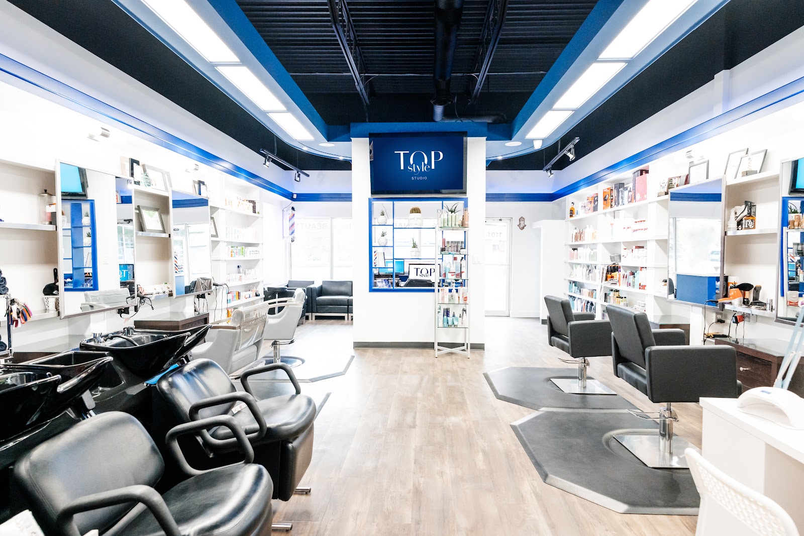 Top Style Studio - Nail Salon in Regina