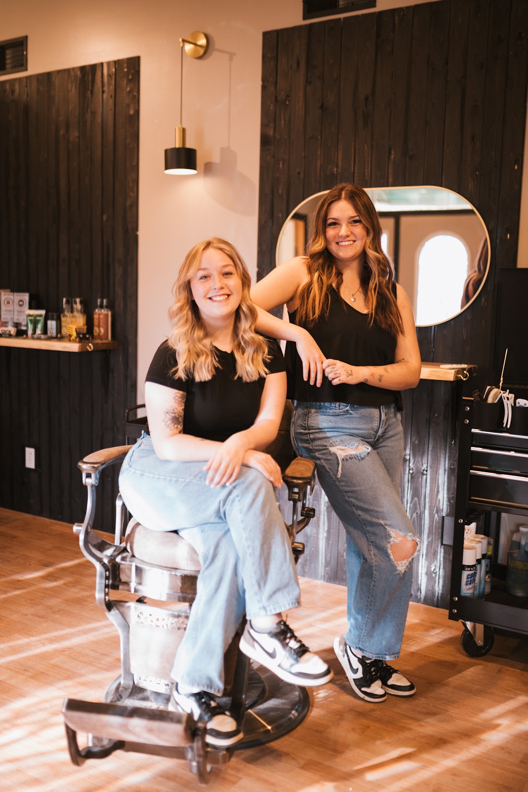 The Kings Chair Barbershop - Barbershop in Moose Jaw