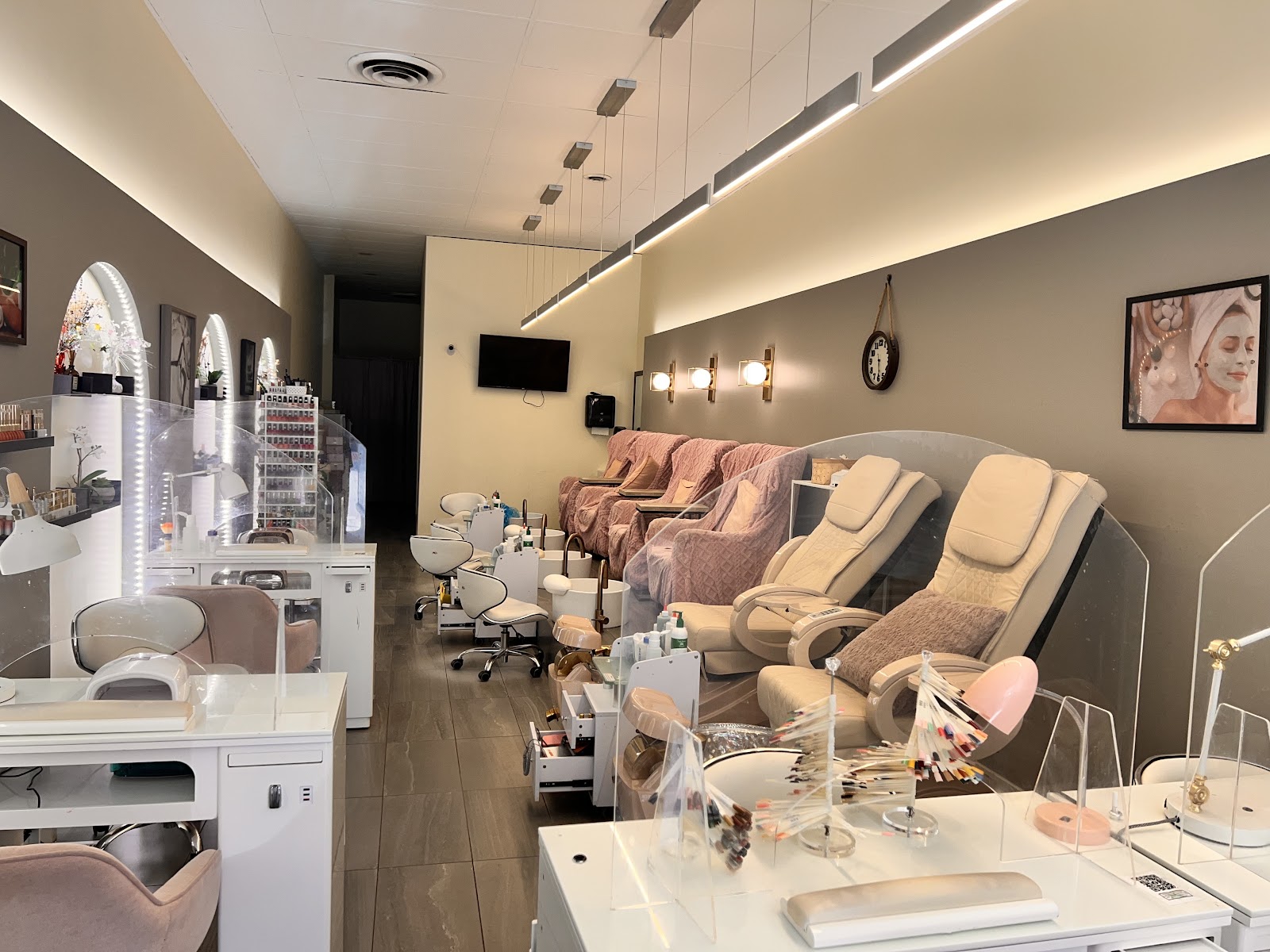 Lish Beauty Spa Moose Jaw - Nail Salon in Moose Jaw