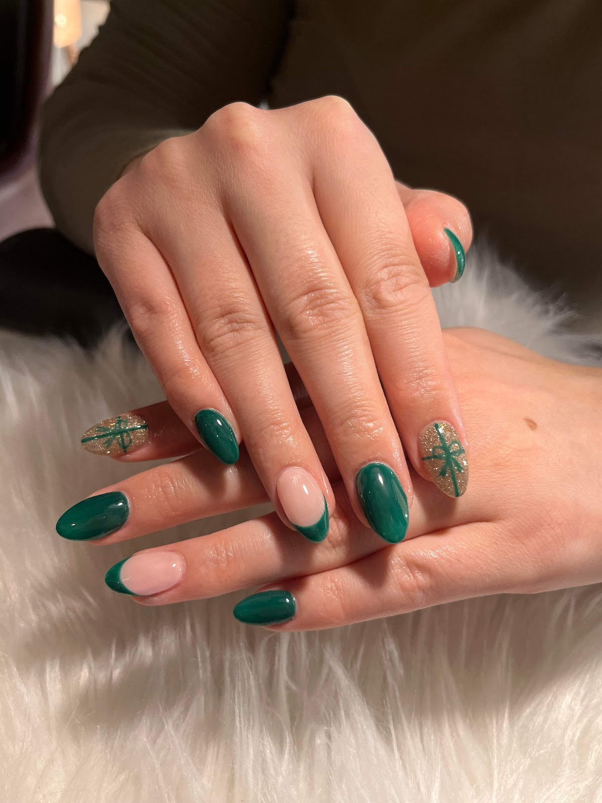 Lou Nails House - Nail Salon in Halifax