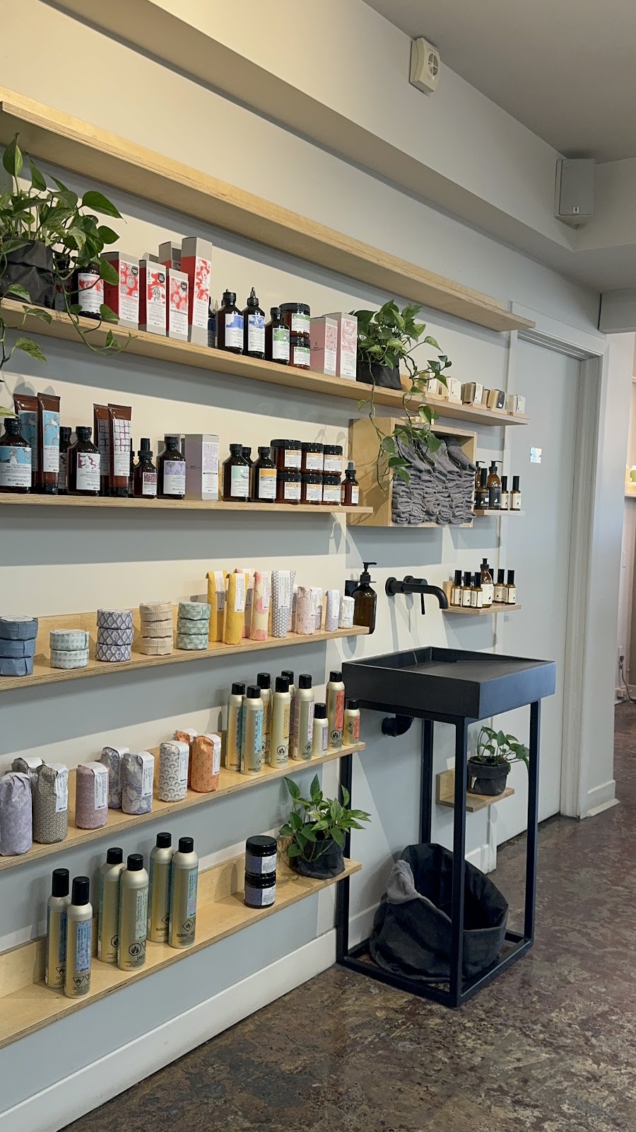 Salon Tok - Hair Salon in Gatineau