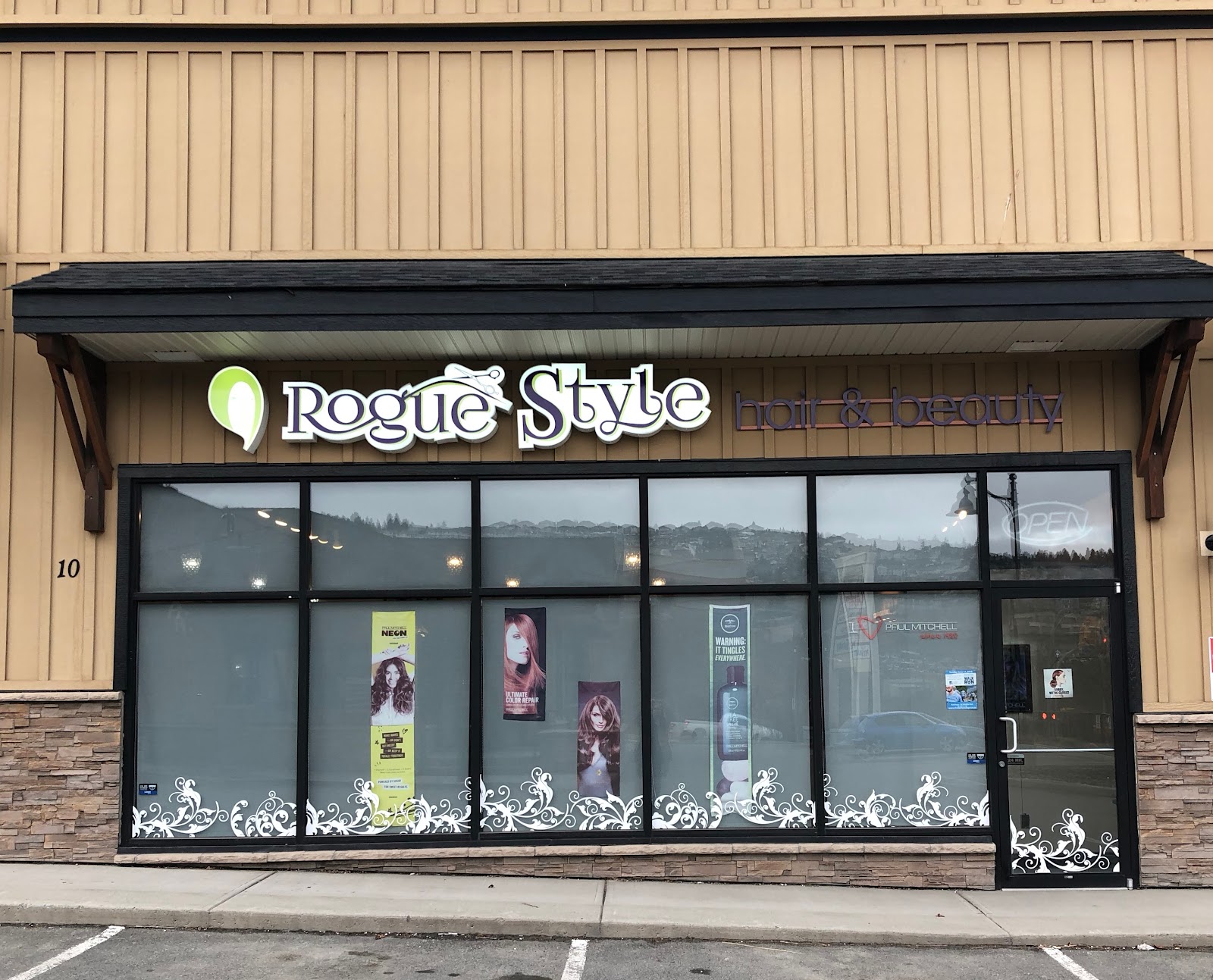 Rogue Style Hair & Beauty - Hair Salon in Kamloops