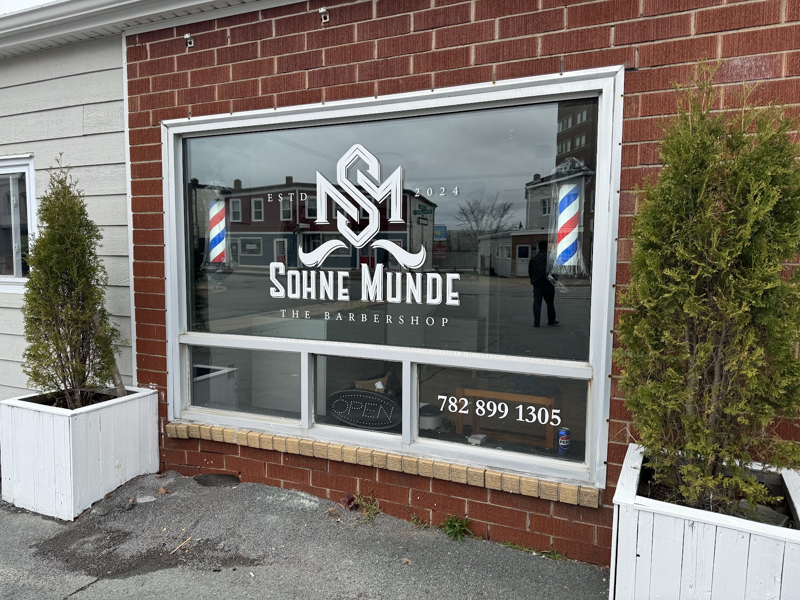 SOHNE MUNDE THE BARBER SHOP - Barbershop in Dartmouth