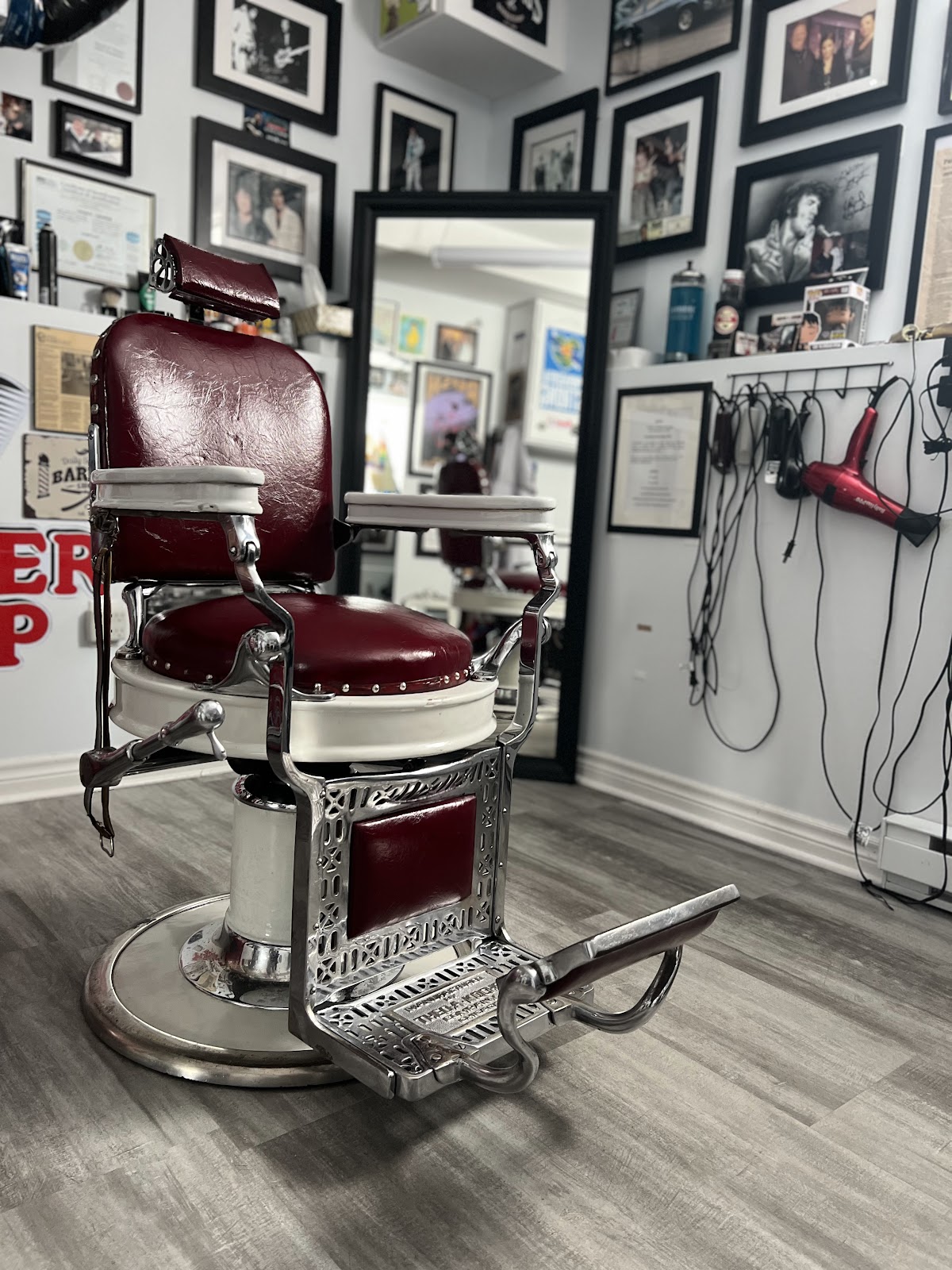 Chinwags Barbershop - Barbershop in Dartmouth