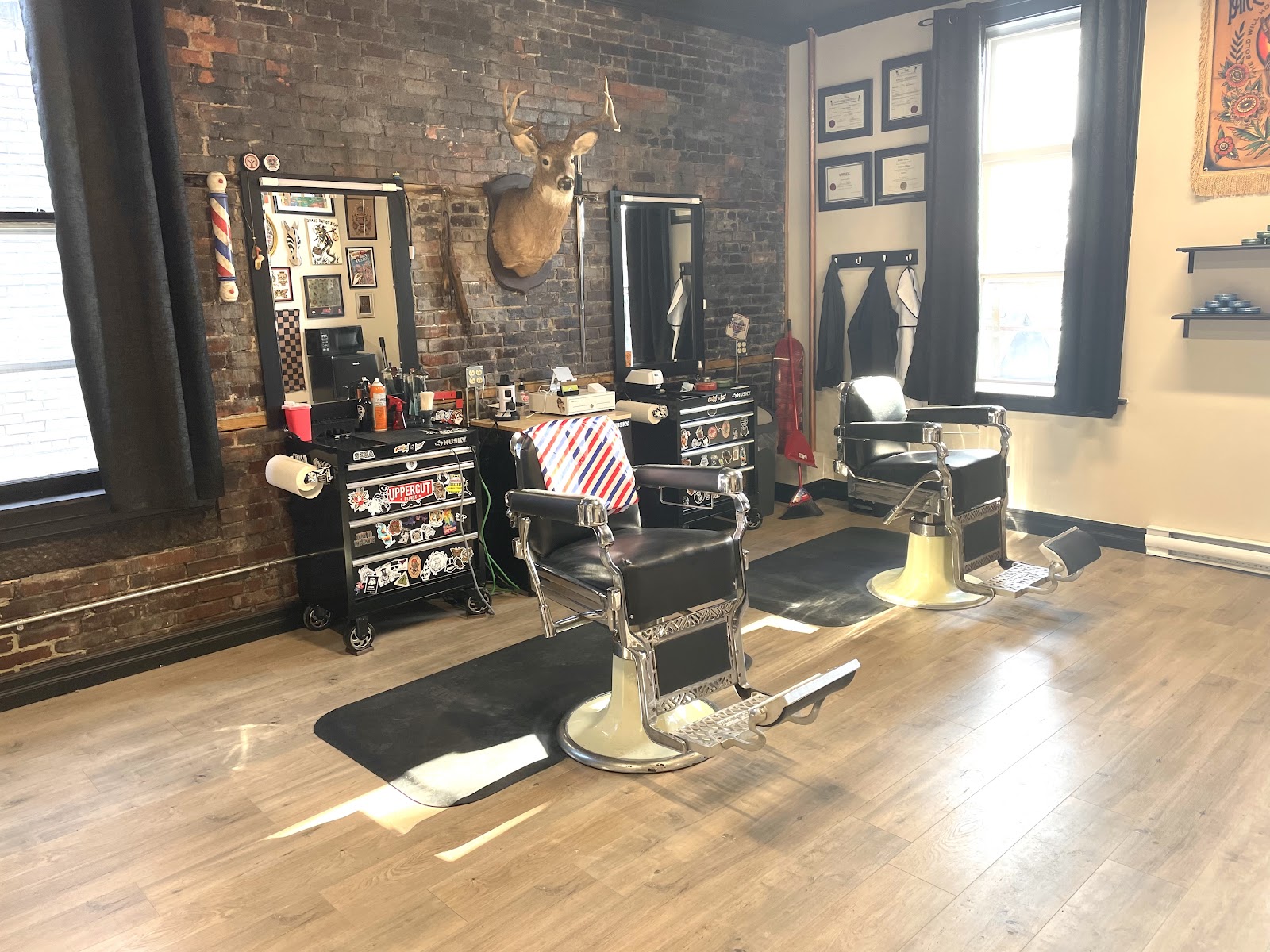 Hard Luck Barbershop - Barbershop in Sydney