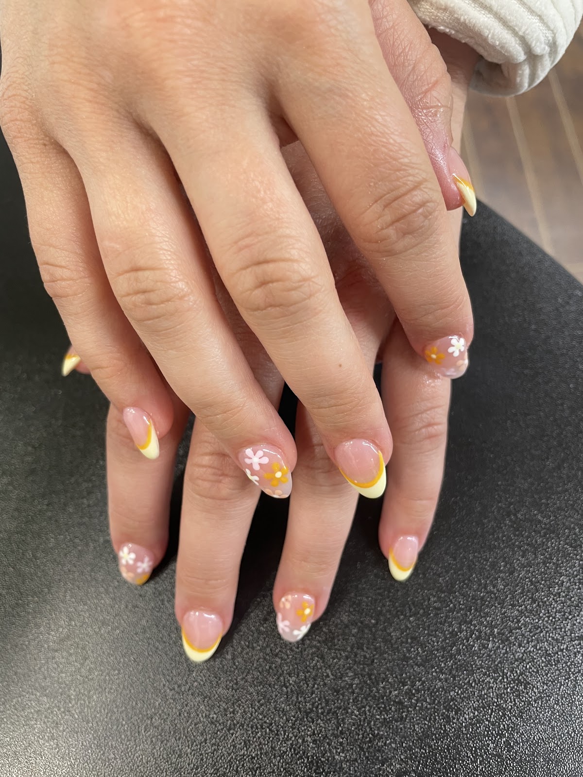 K&B Nail Spa - Nail Salon in Moncton