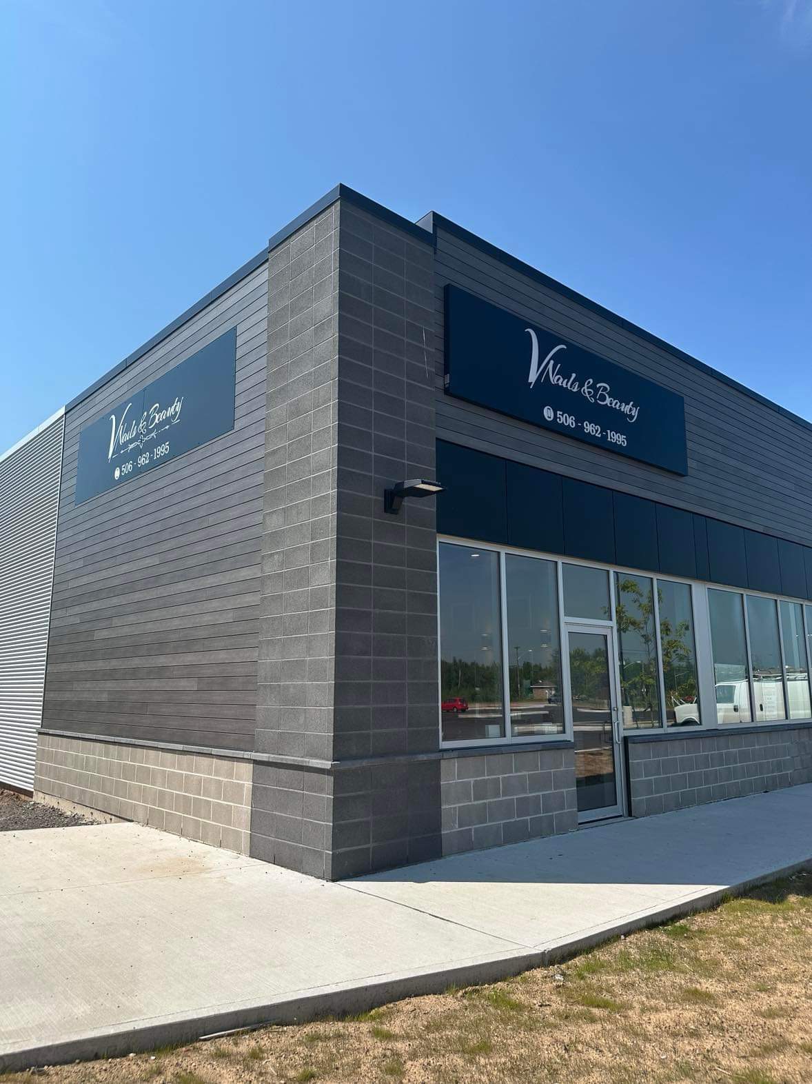 V Nails Granite - Nail Salon in Moncton
