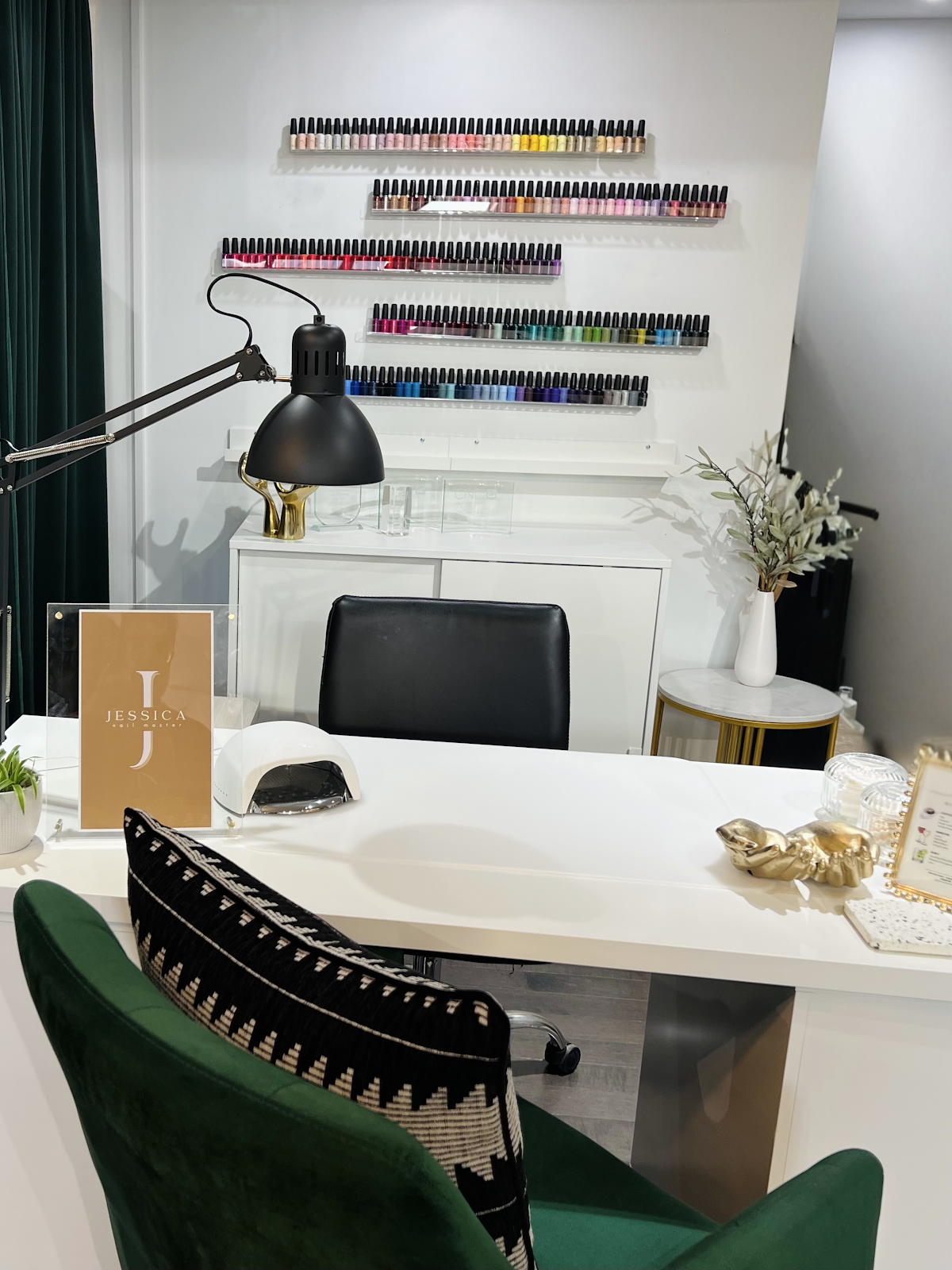 Jessica | Nail Master - Nail Salon in Dieppe