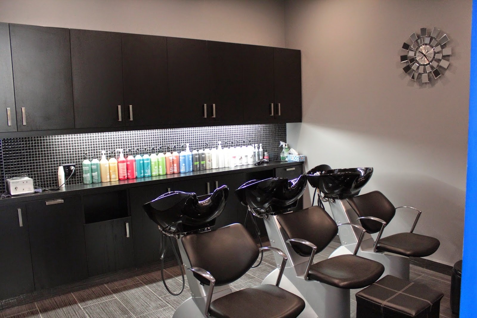 The Head Shoppe - Moncton - Hair Salon in Moncton