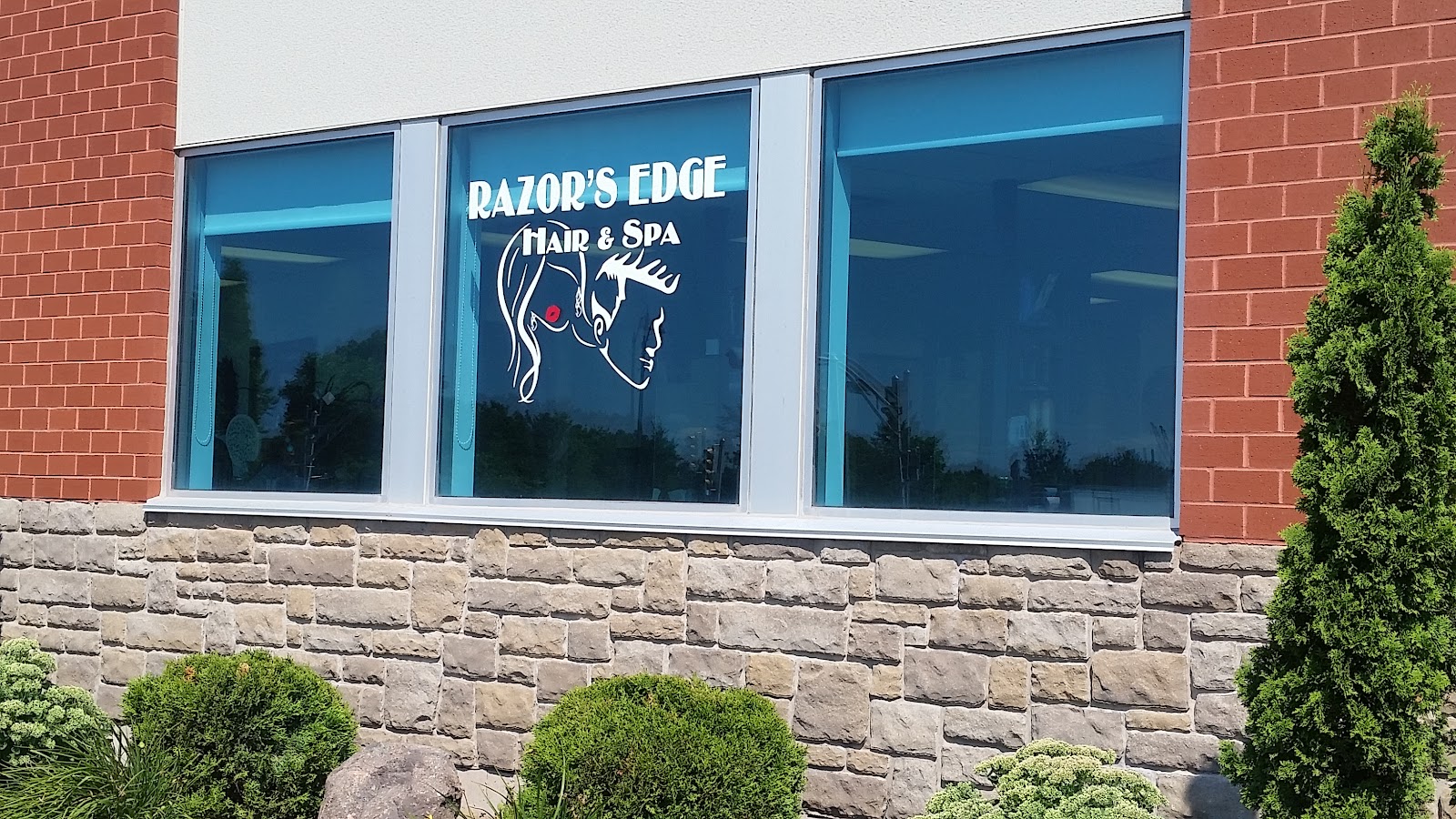 Razor's Edge Hair & Spa - Hair Salon in Moncton