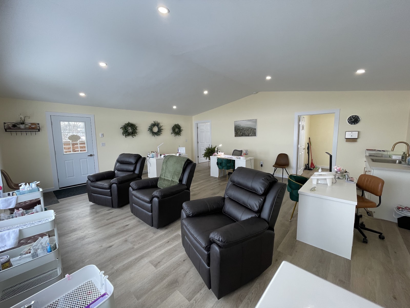 Water’s Edge Aesthetics - Nail Salon in Saint John