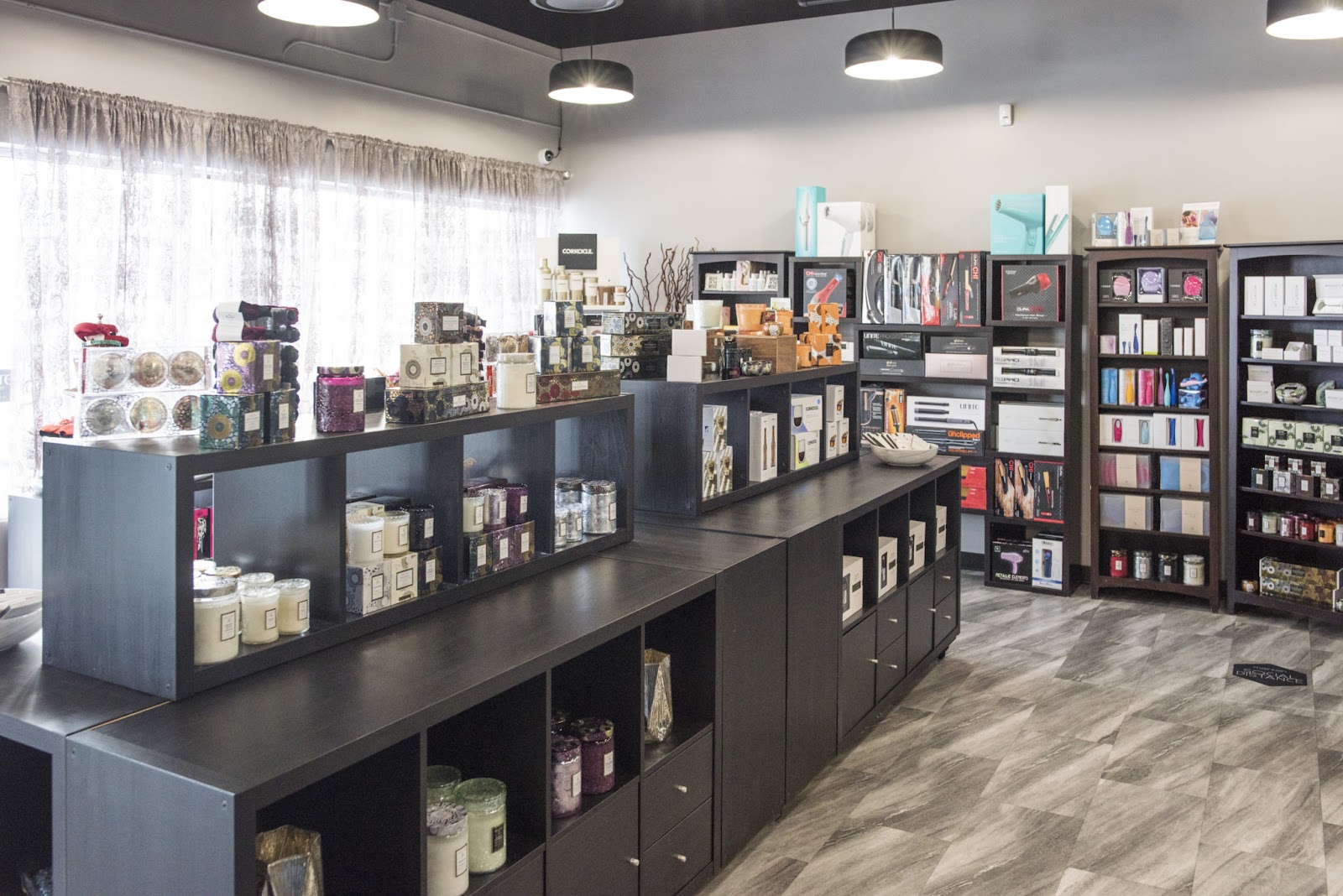 PH8 Beauty Boutique - Hair Salon in Yellowknife