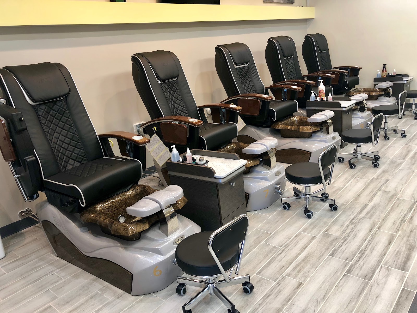 Infinity Nail Spa - Nail Salon in Birmingham