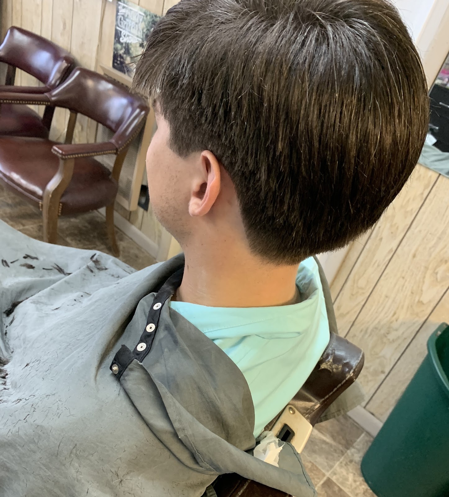 Wes' Barber Shop / Huntsville Barber Shop - Barbershop in Huntsville