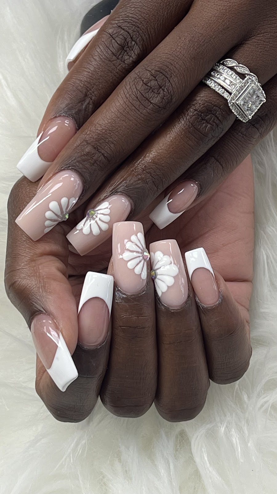 Nail Tech - Nail Salon in Huntsville