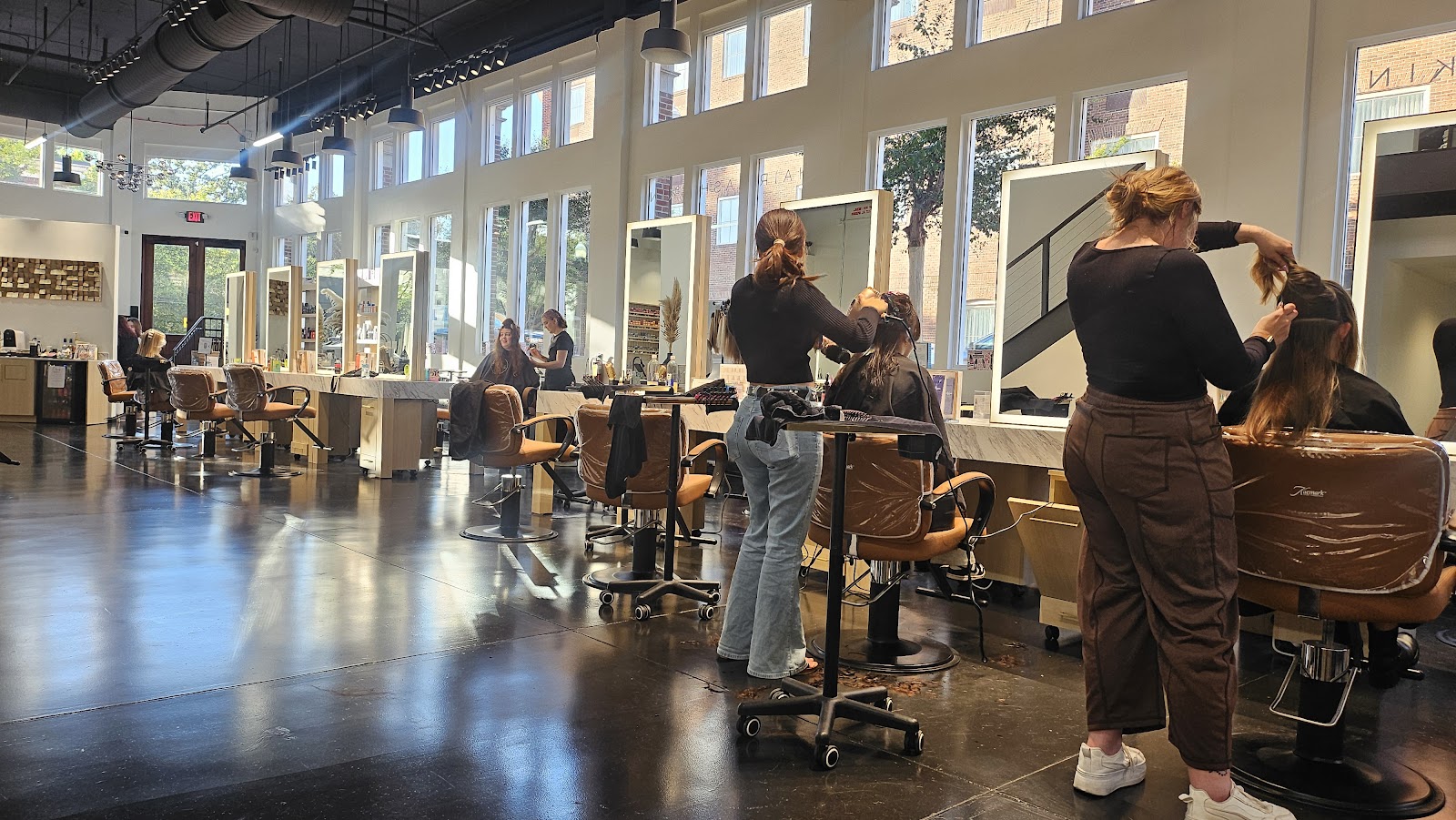 Society Salon - Hair Salon in Huntsville
