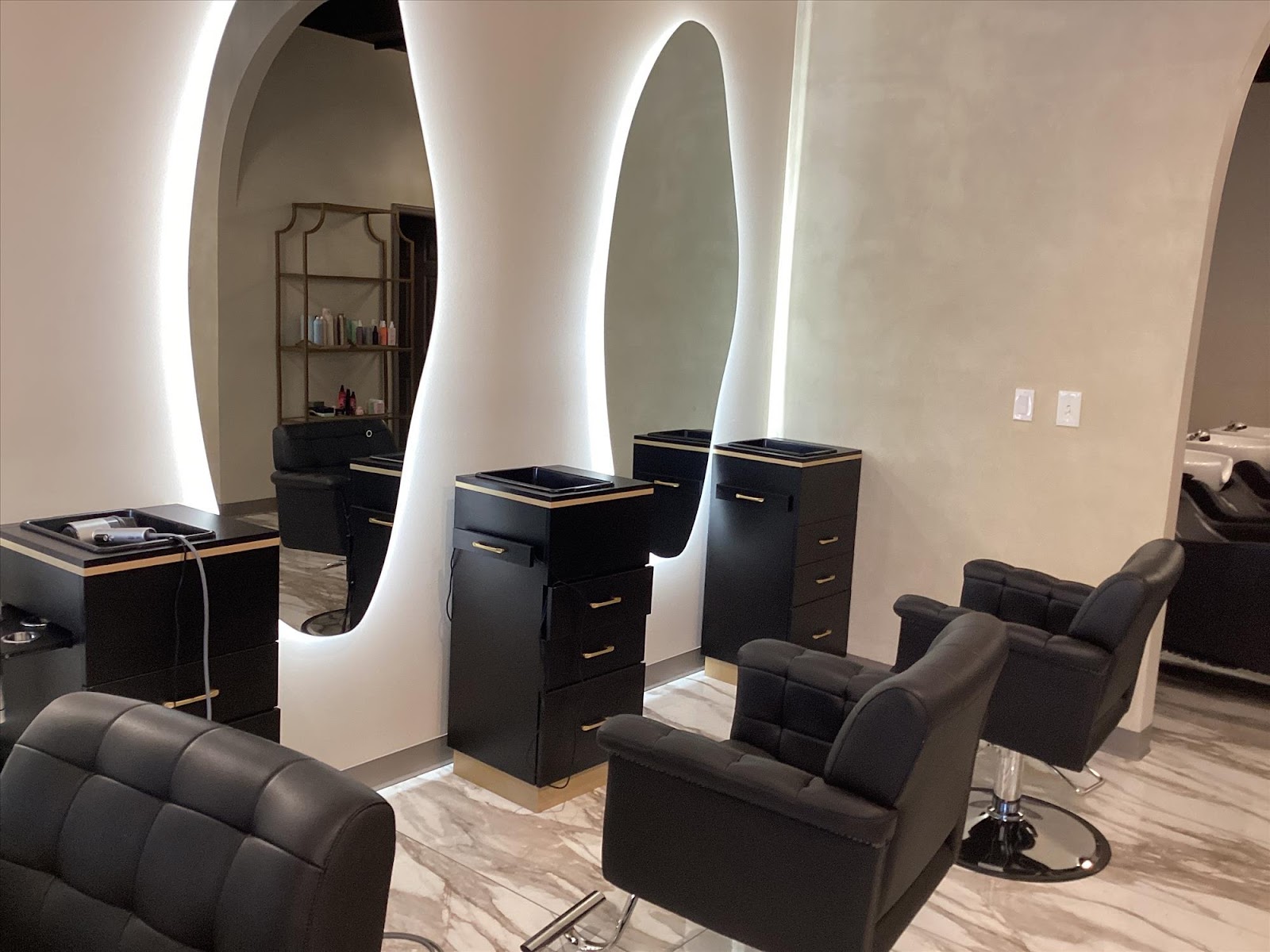 Blonde Muse Salon - Hair Salon in Huntsville