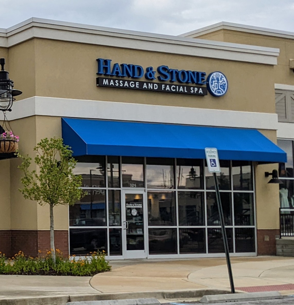 Hand & Stone Massage and Facial Spa - Beauty Spa in Huntsville