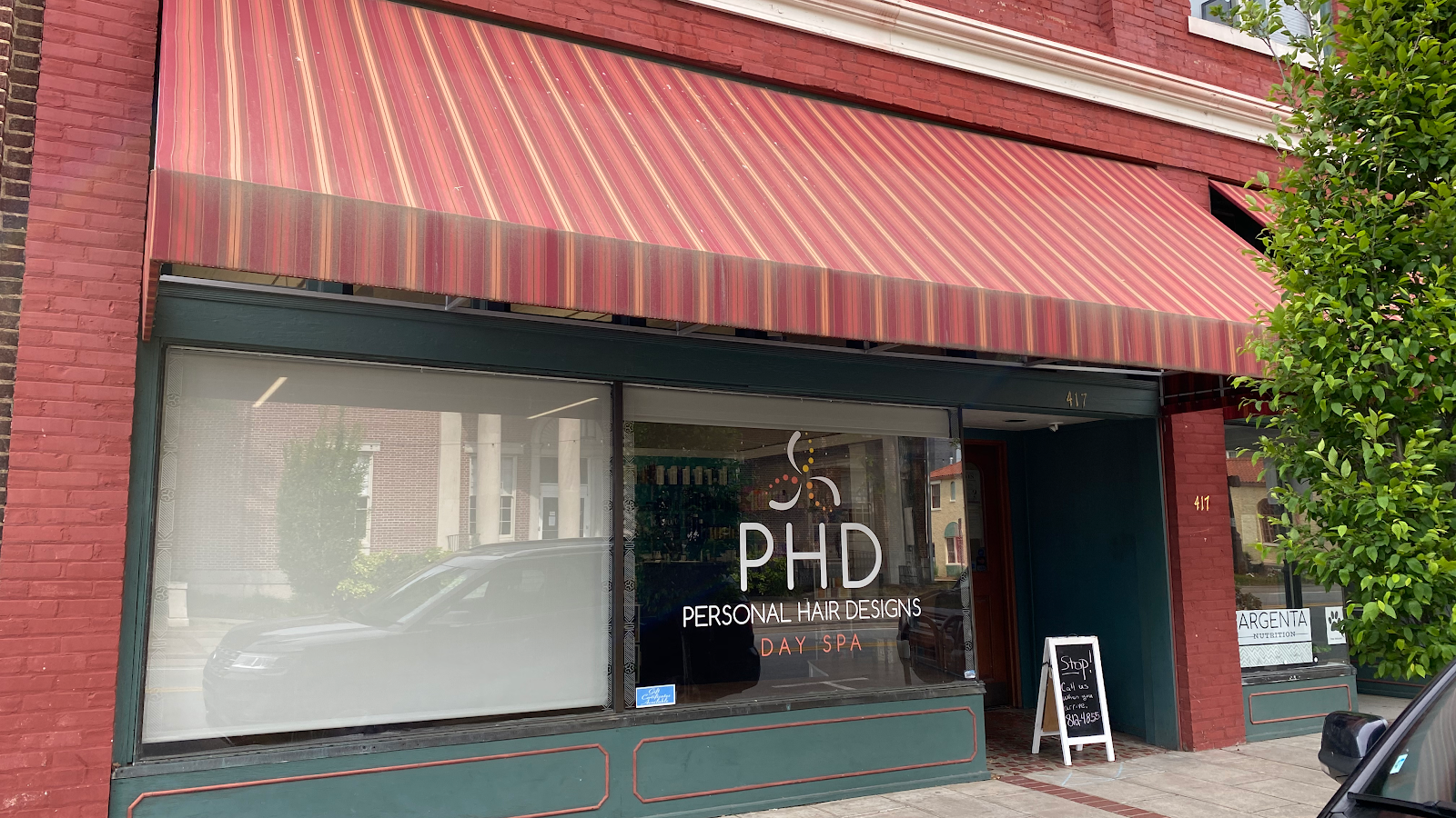 PHD DAY SPA , Personal Hair Designs - Nail Salon in Little Rock
