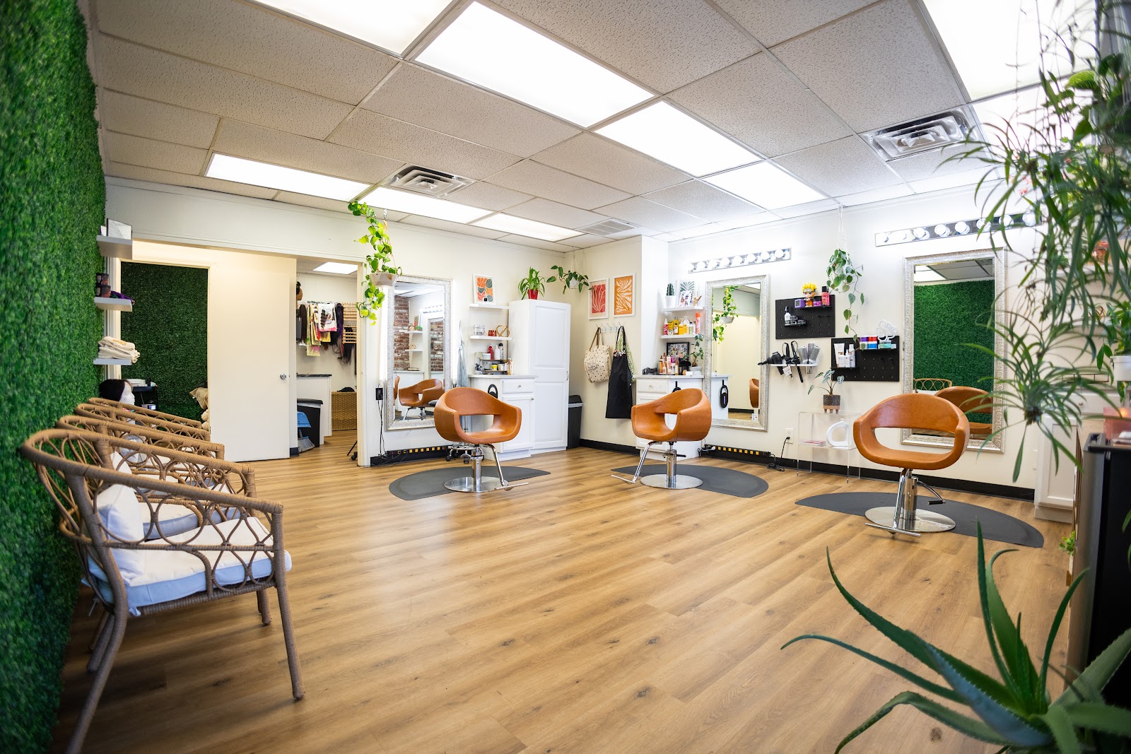 NW2D Salon - Beauty Spa in Fayetteville