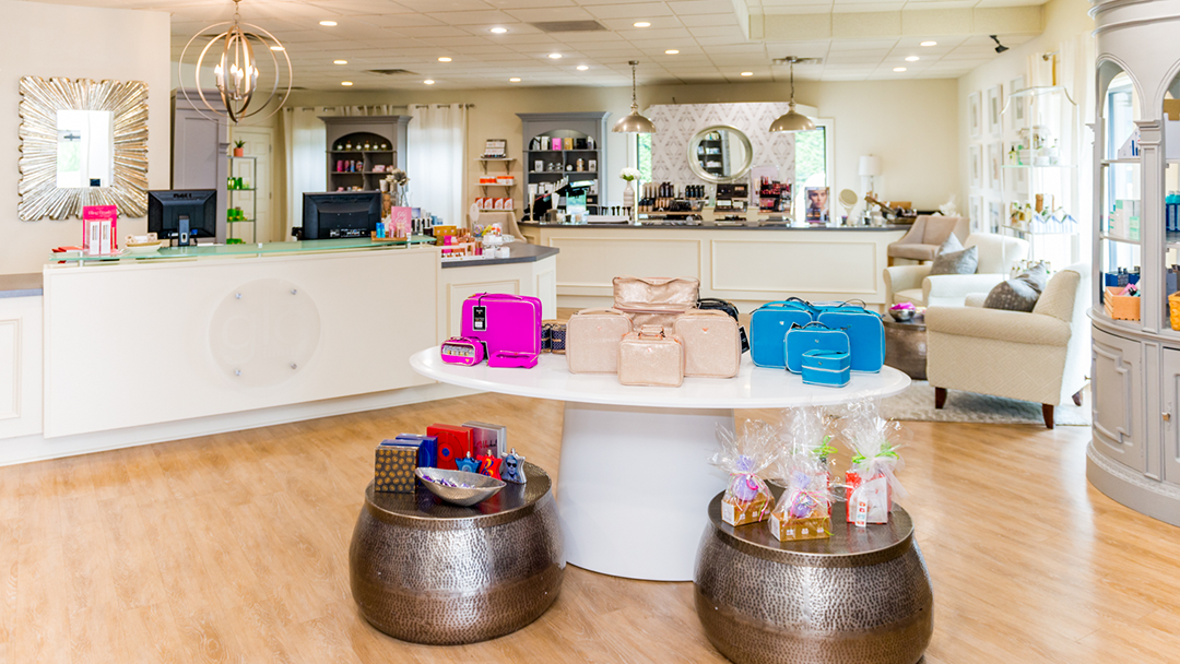 Glo Limited - Hair Salon in Fayetteville