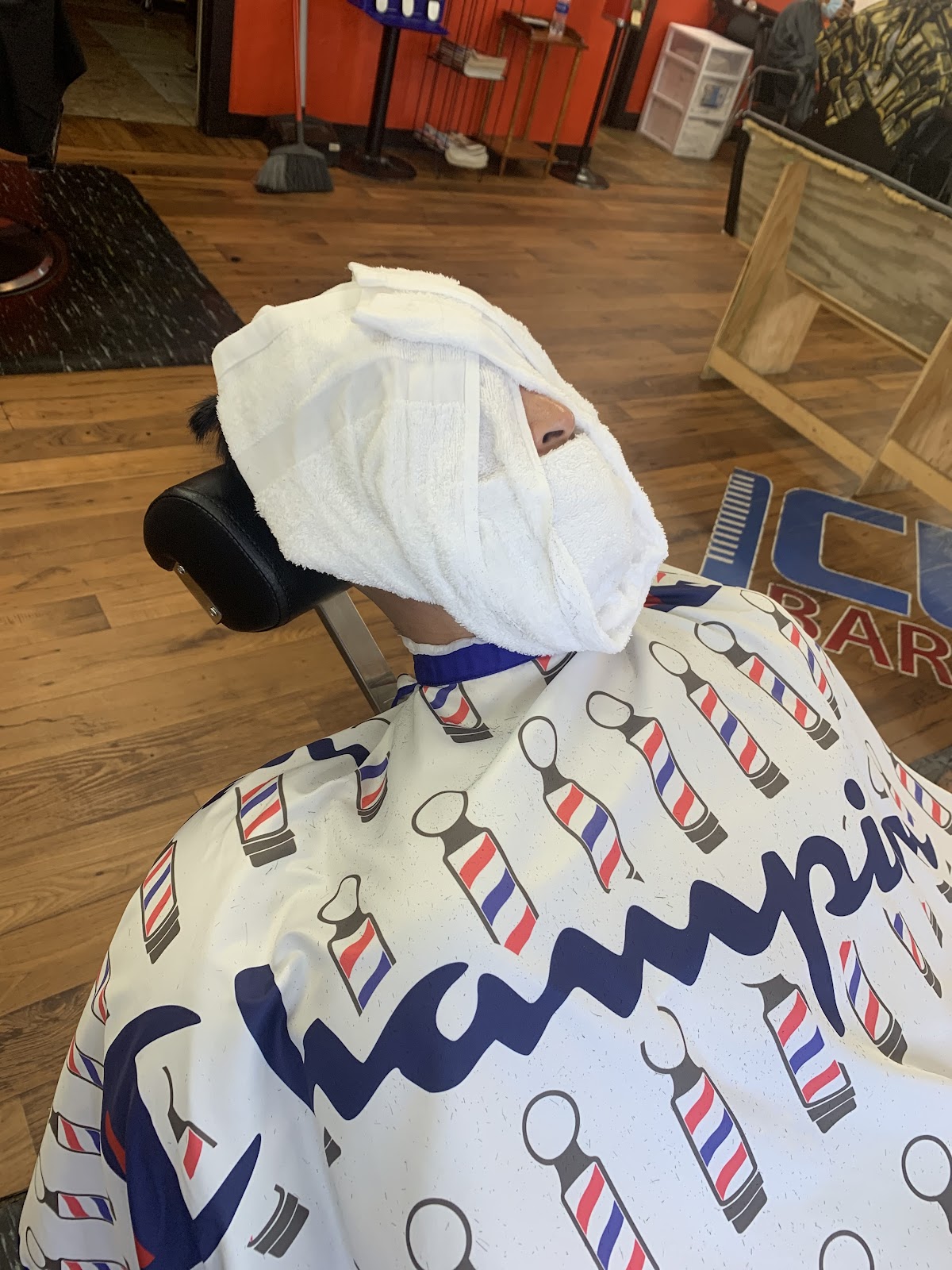 J Cuts Barbershop - Barbershop in Fort Smith