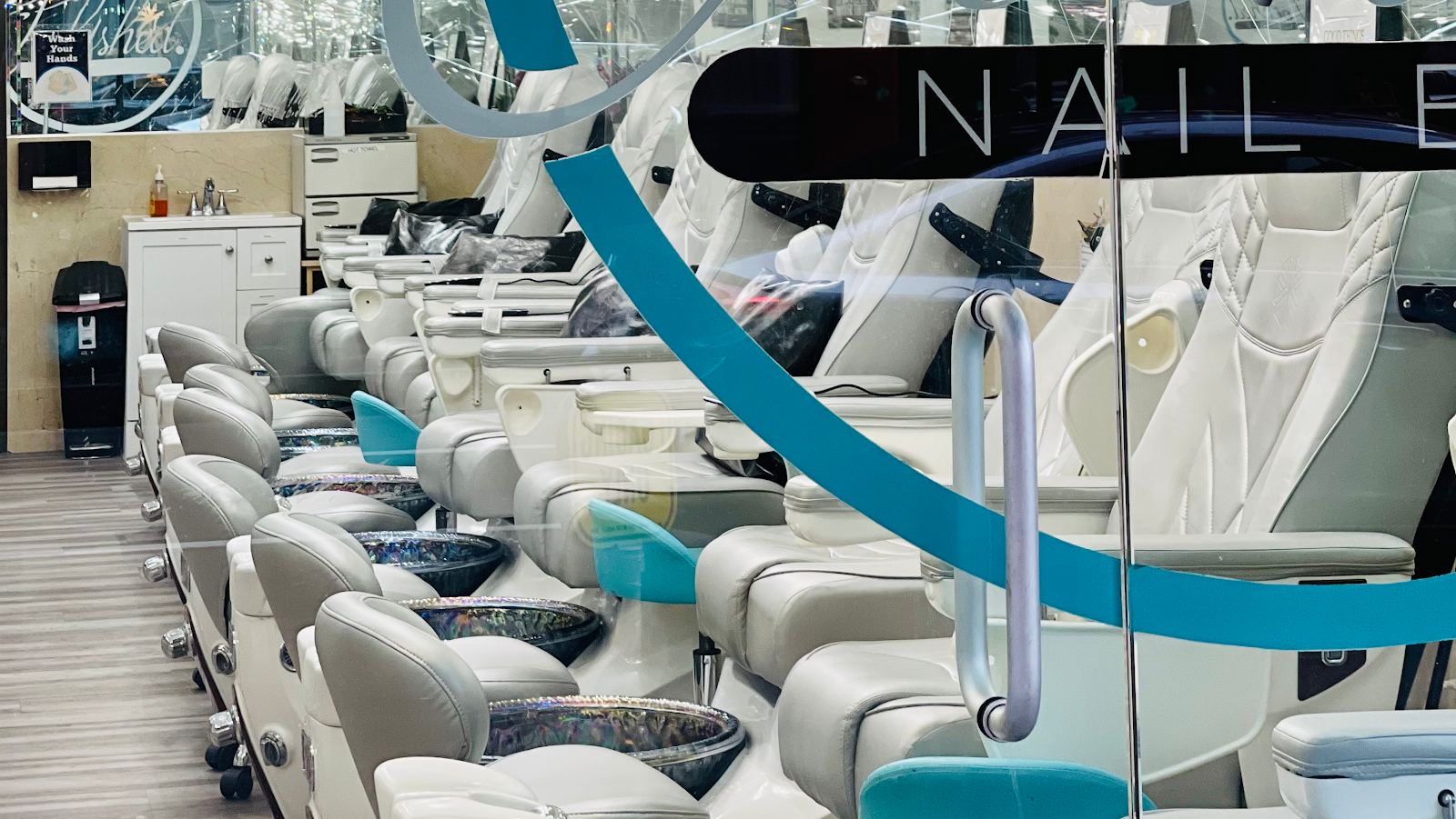 Polished Nail Bar- Downtown LA - Nail Salon in Los Angeles