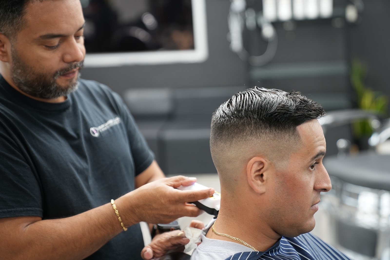 VIP BARBER CUTS - Barbershop in San Diego