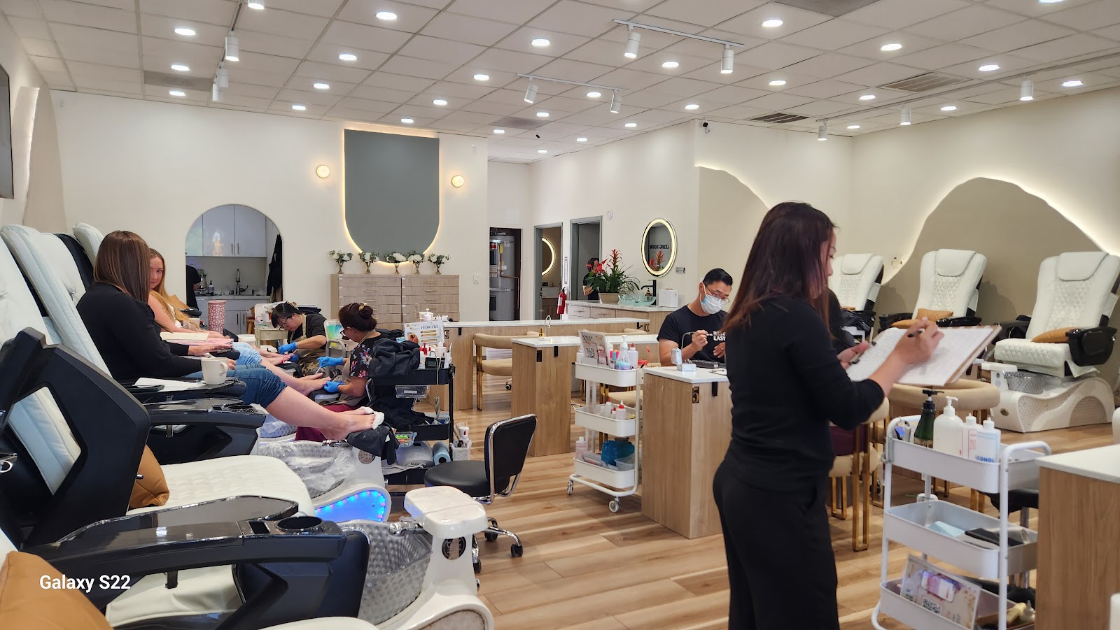 O'leisure Nails and Spa - Nail Salon in San Diego