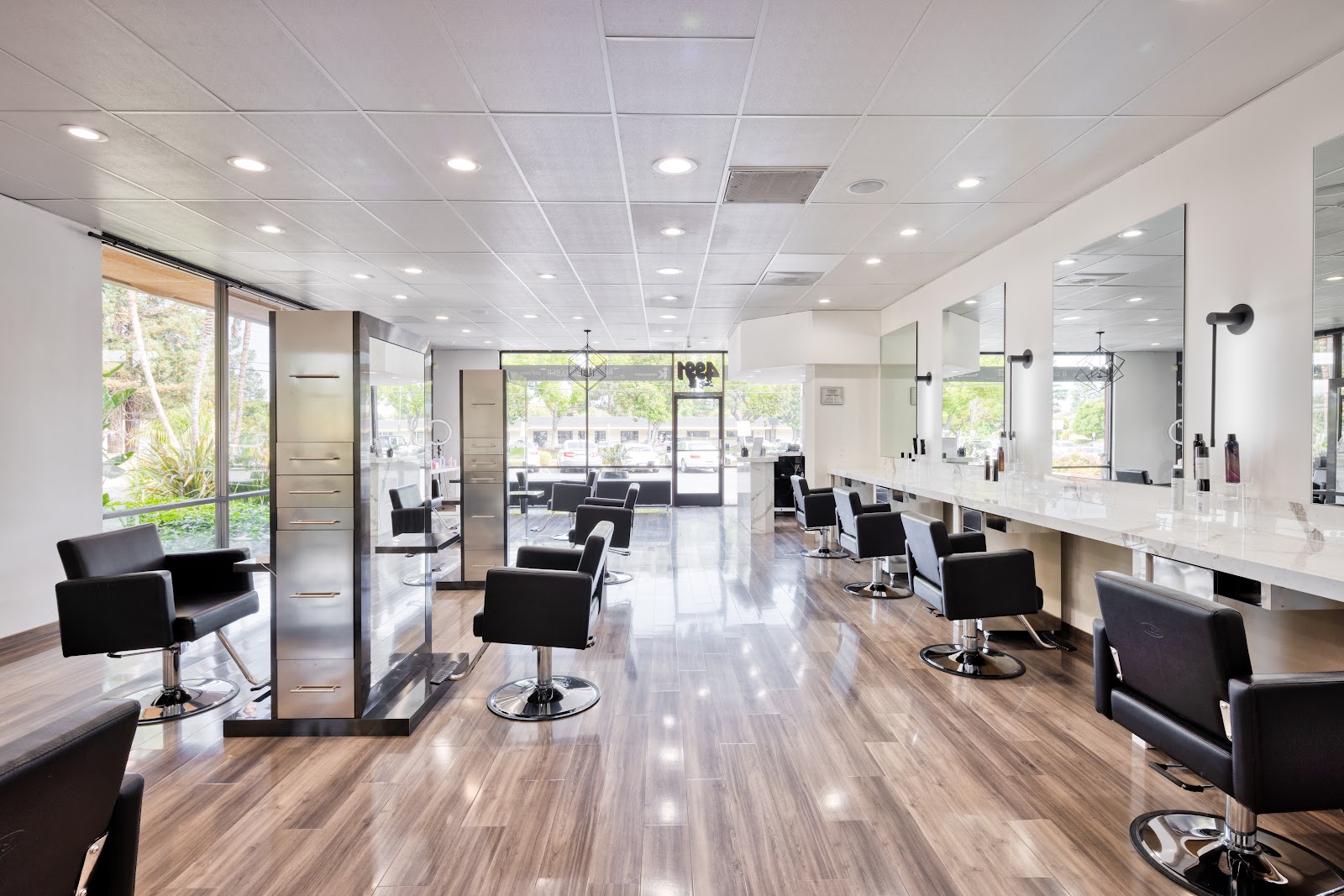 Dollhouse Salon - Beauty Spa in San Jose