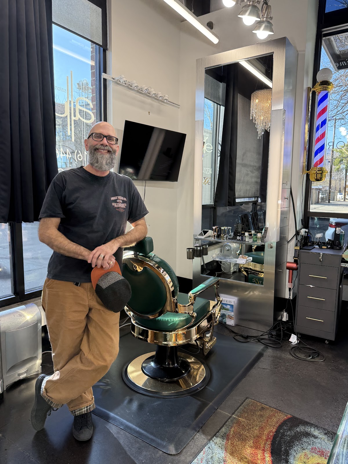 The Tonsorium- The Gentlemen's Cutlery Barbershop - Barbershop in Sacramento