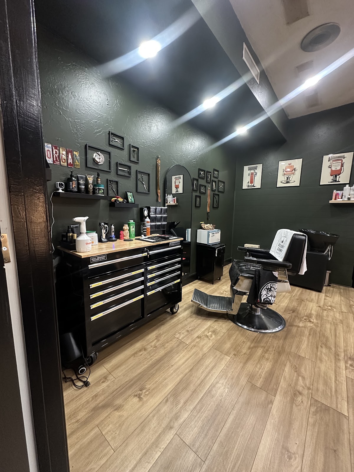Tapered Barbershop Midtown - Barbershop in Sacramento