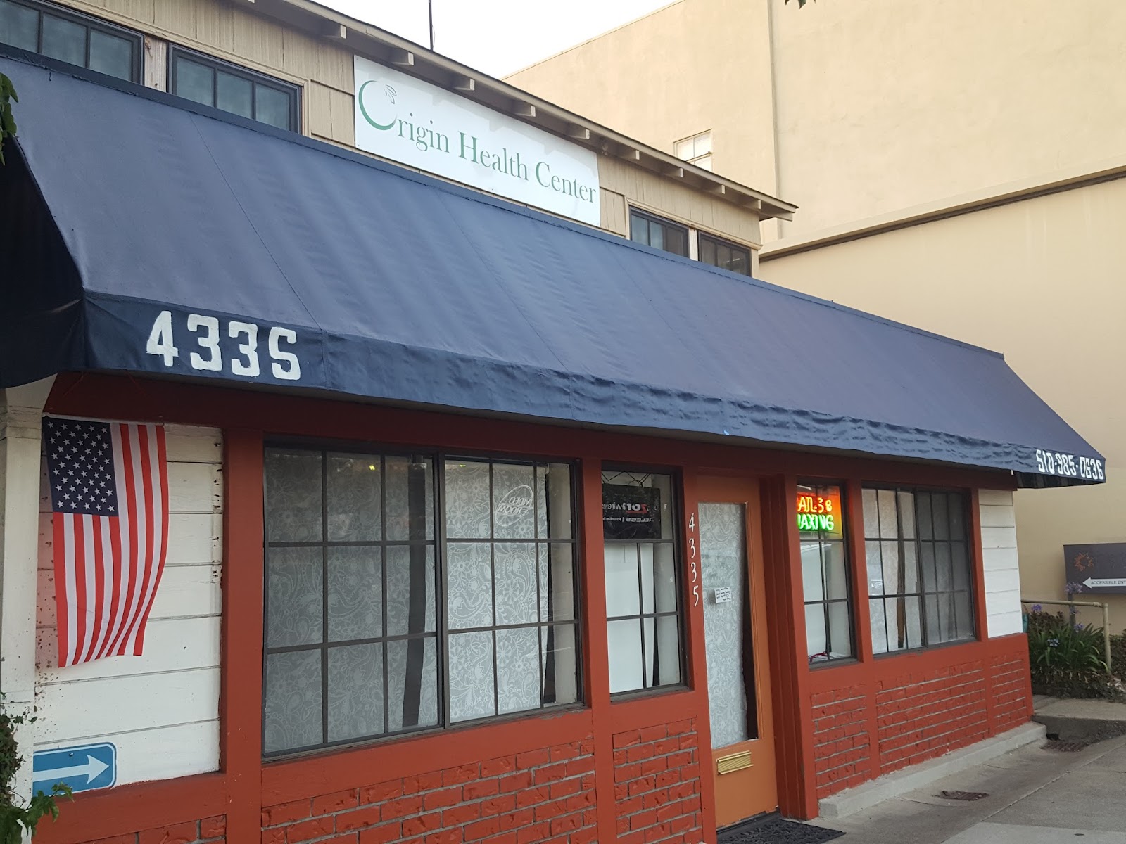 The Classic Nail Shop - Nail Salon in Oakland
