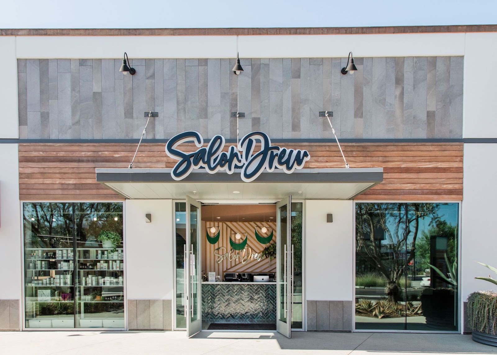 Salon Drew - Hair Salon in Long Beach