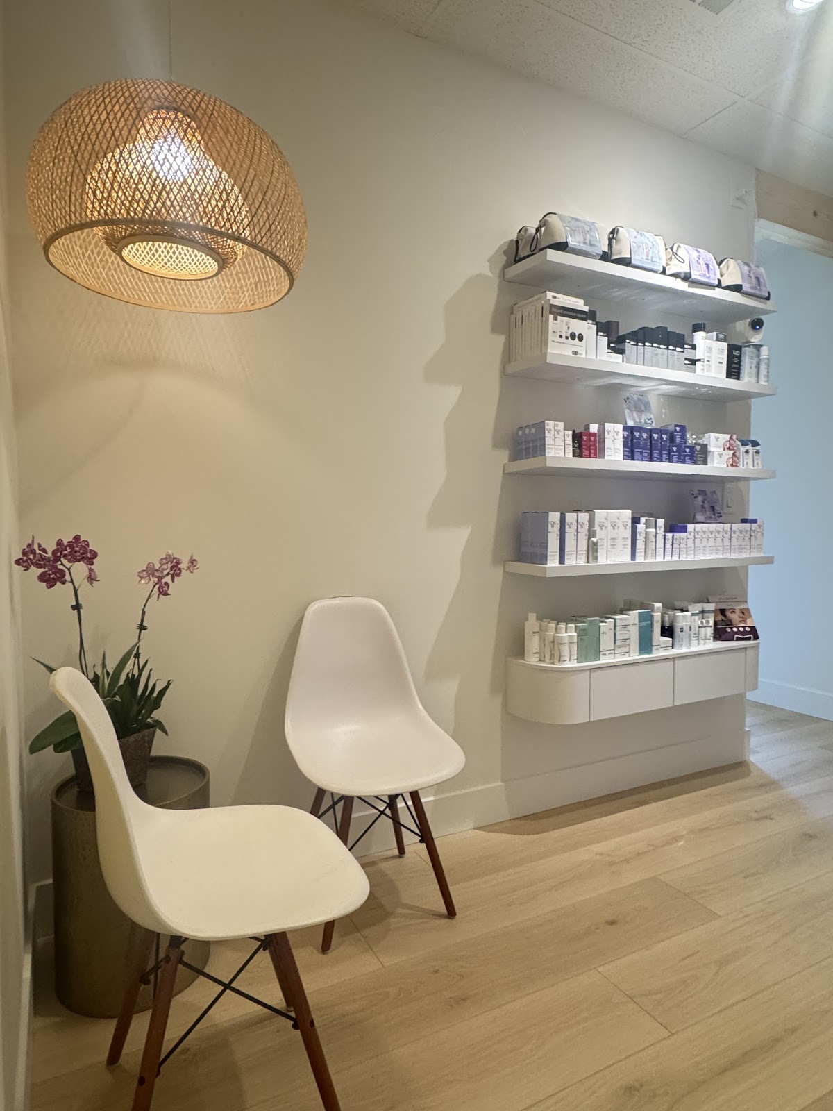 Ambiance Skin Care & Day Spa - Hair Salon in Long Beach
