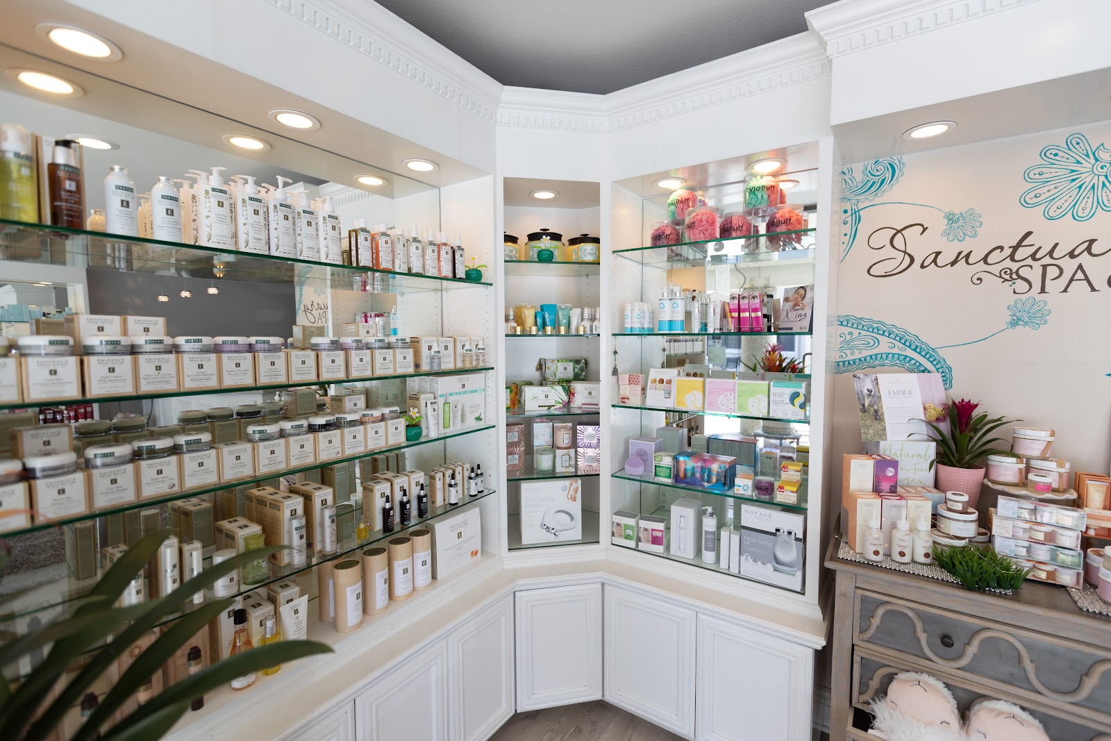 Sanctuary Spa & Skin Care - Beauty Spa in Long Beach