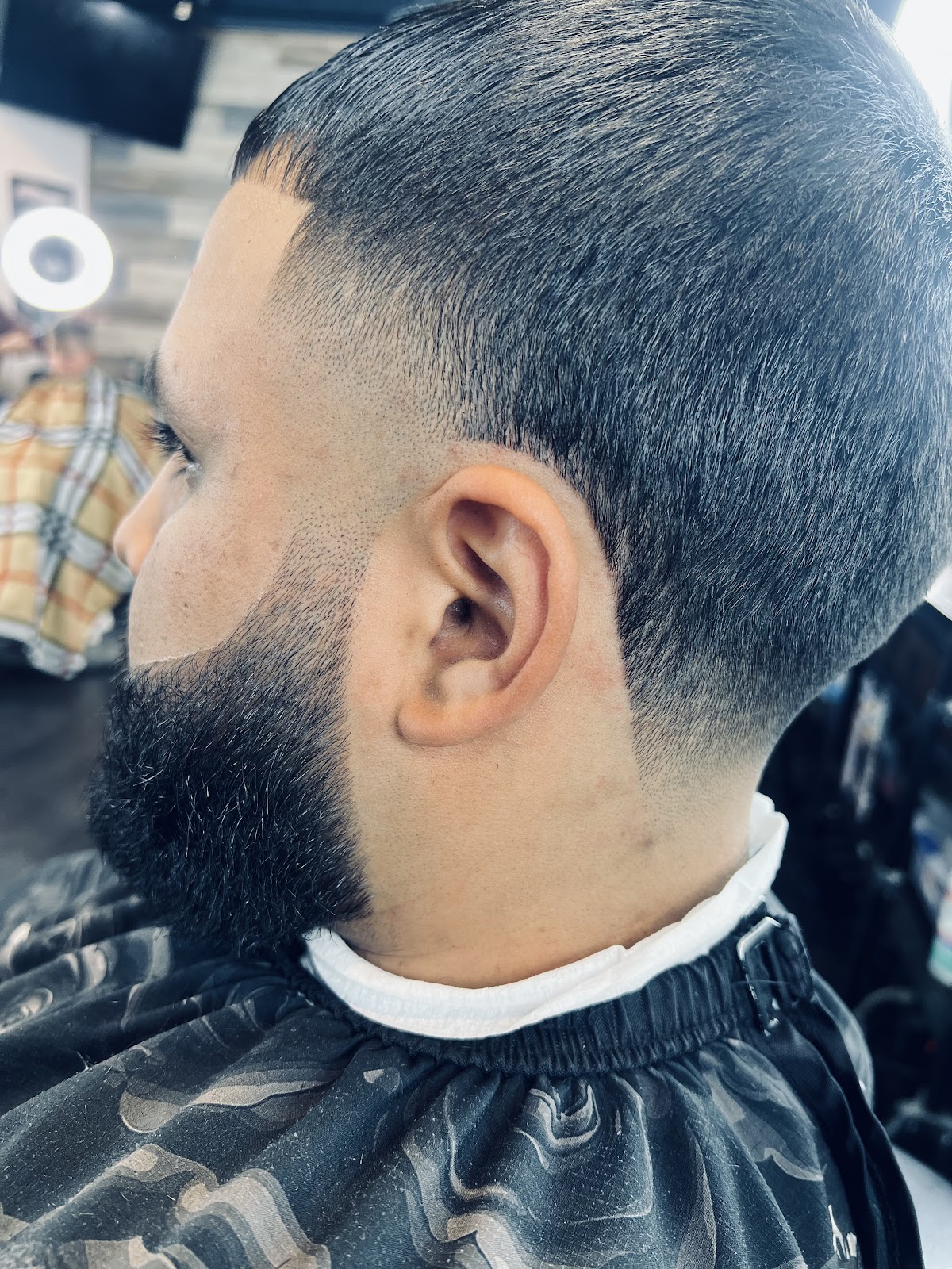 Tower 59 barbershop - Barbershop in Fresno