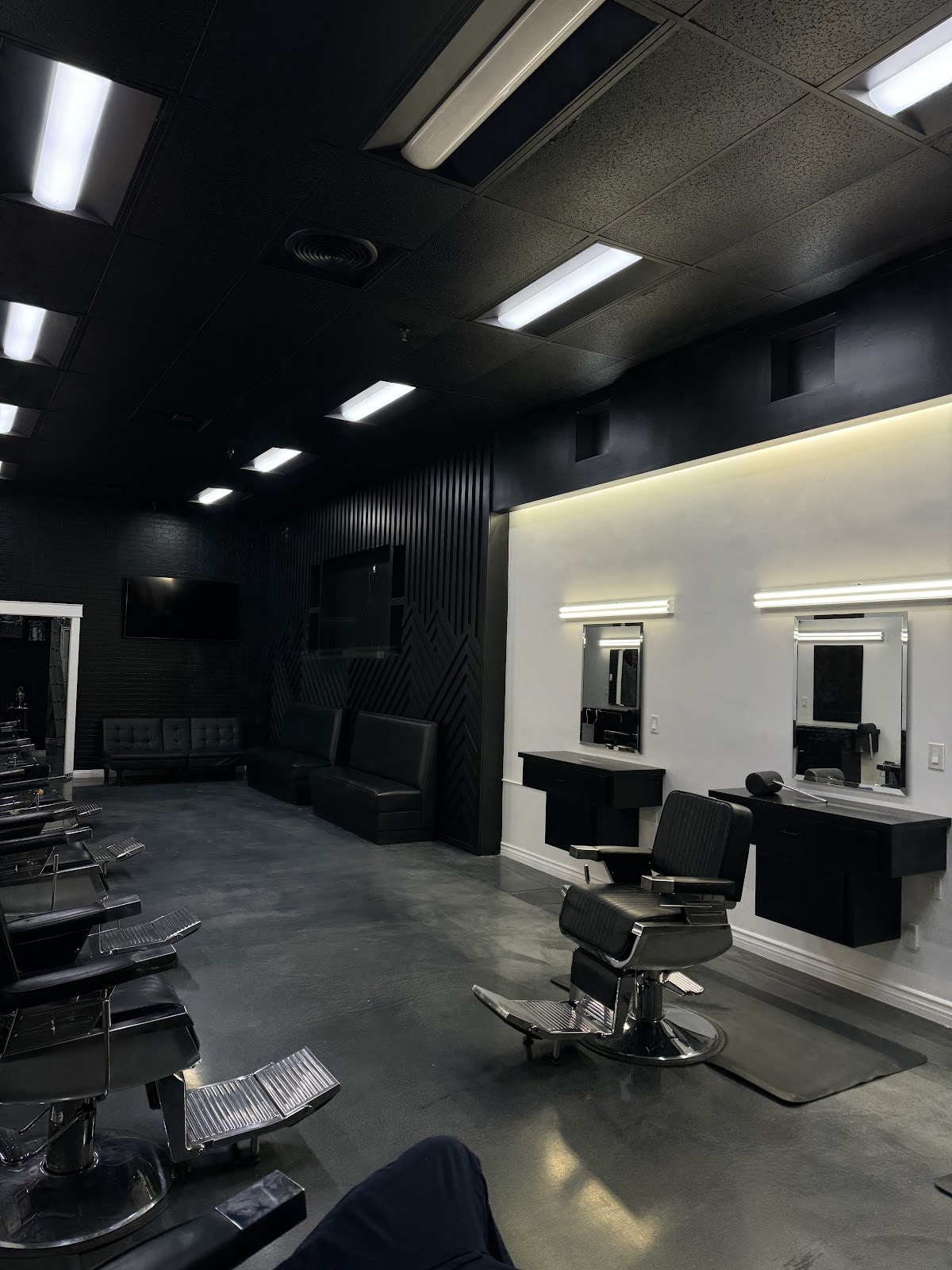 PRJCT SIX BARBERSHOP - Barbershop in Bakersfield