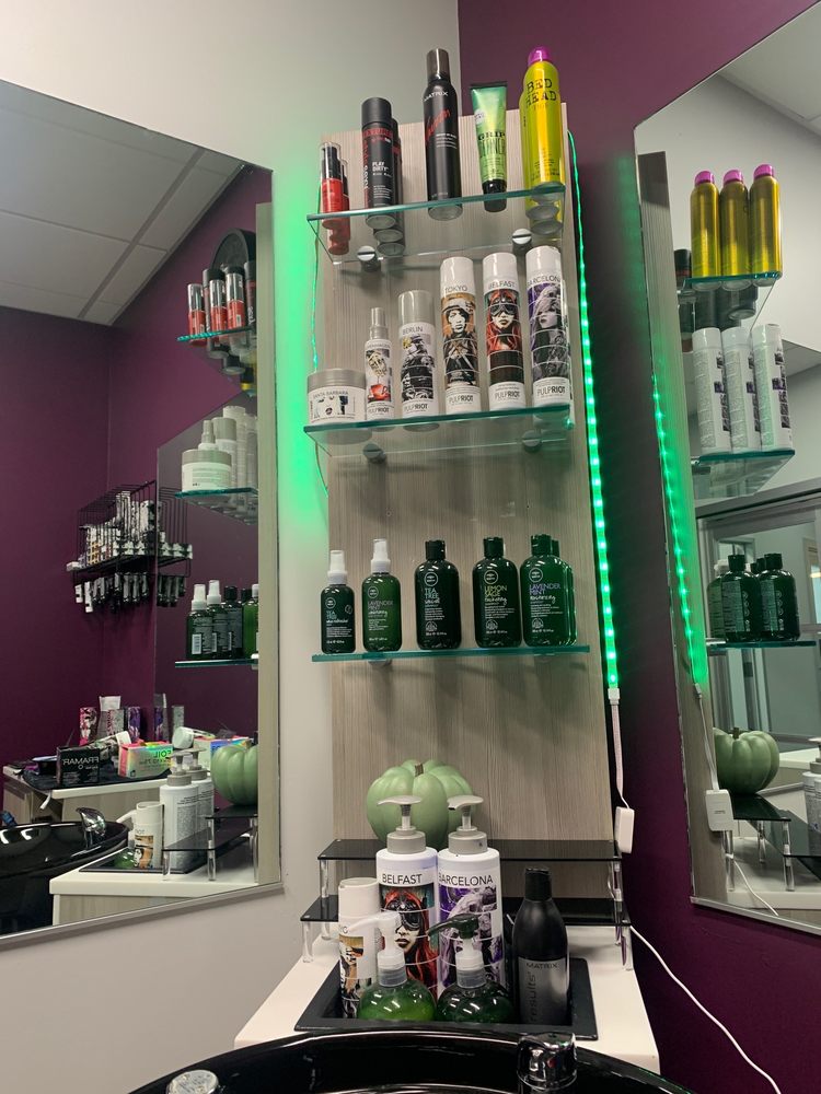 Clips and Curls Salon - Hair Salon in Bakersfield