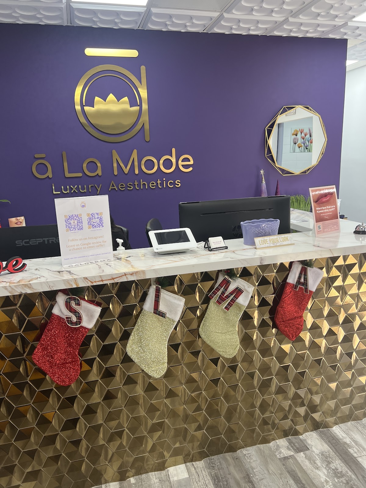 a La Mode Med Spa - Beauty Spa in Bakersfield