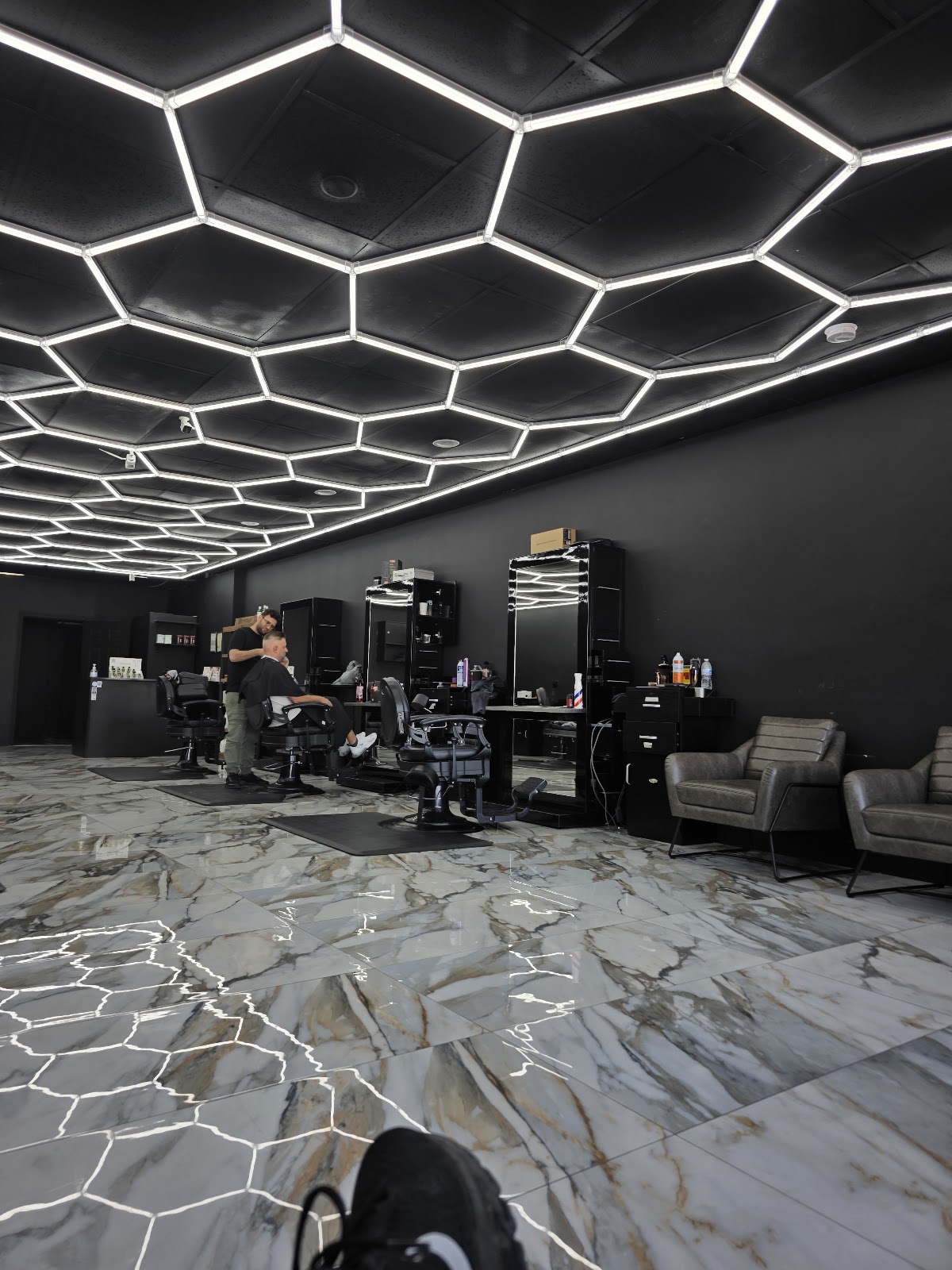 kings barber shop - Barbershop in Anaheim