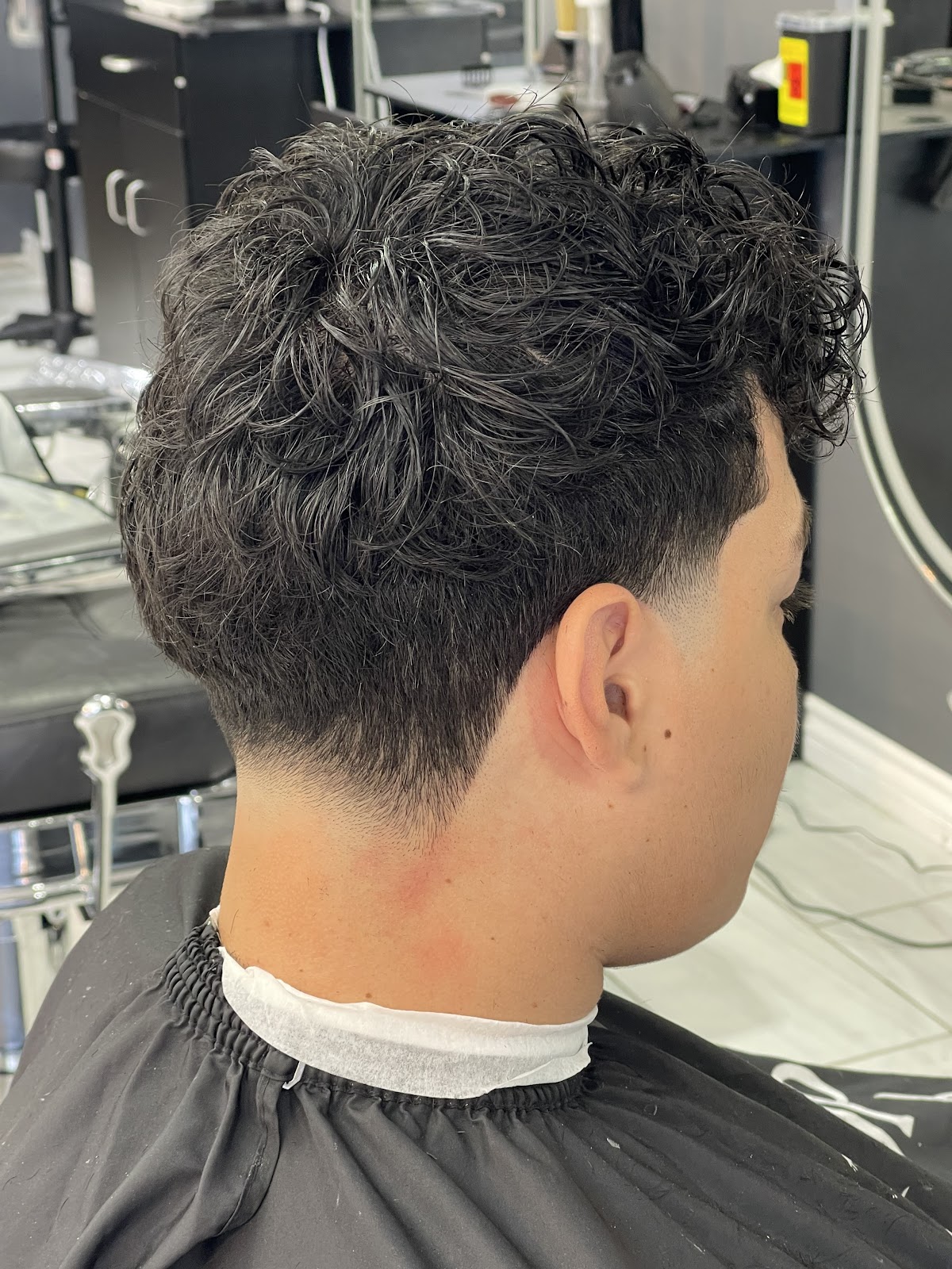 Omar's BarberShop - Barbershop in Anaheim