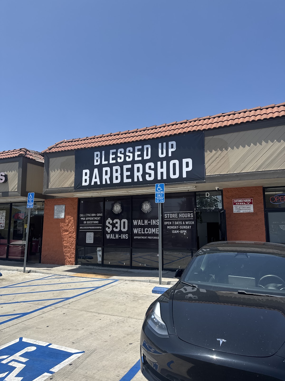 Blessed Up Barbershop Santa Ana - Barbershop in Santa Ana