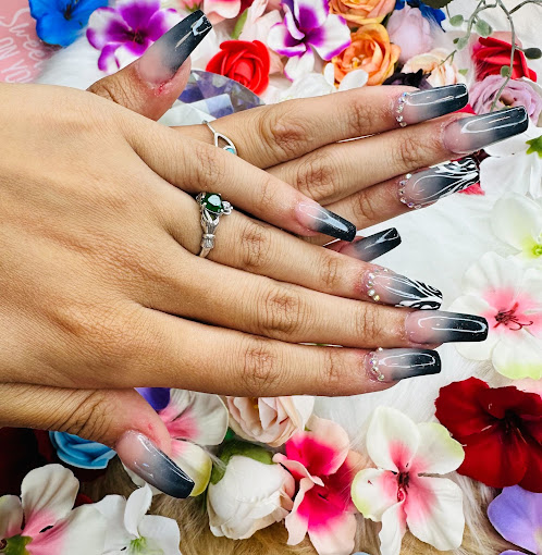Luxe Nails & Spa - Nail Salon in Santa Ana