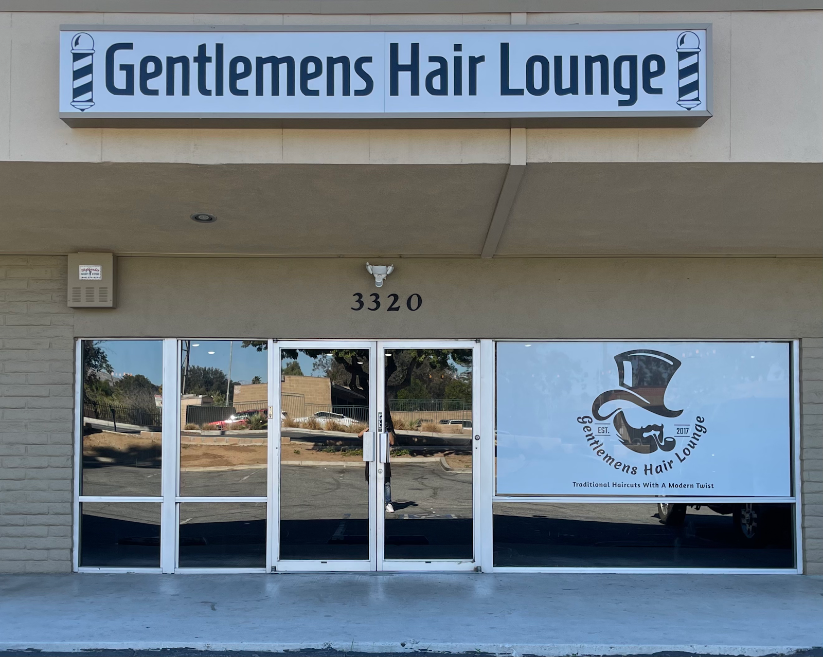 Gentlemens Hair Lounge - Barbershop in Riverside