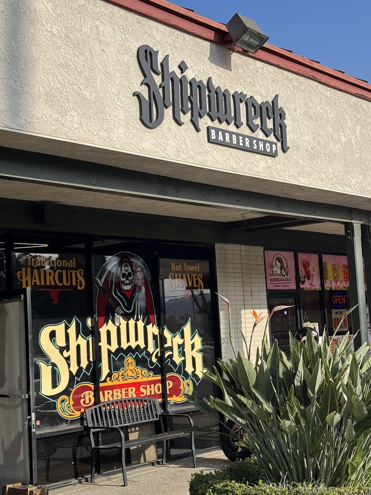Shipwreck Barbershop - Barbershop in Riverside